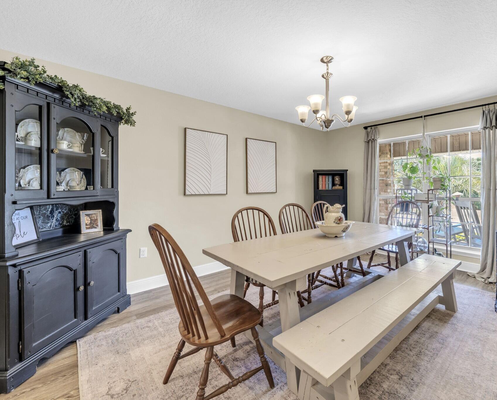 ALICIA PLACE - Residential