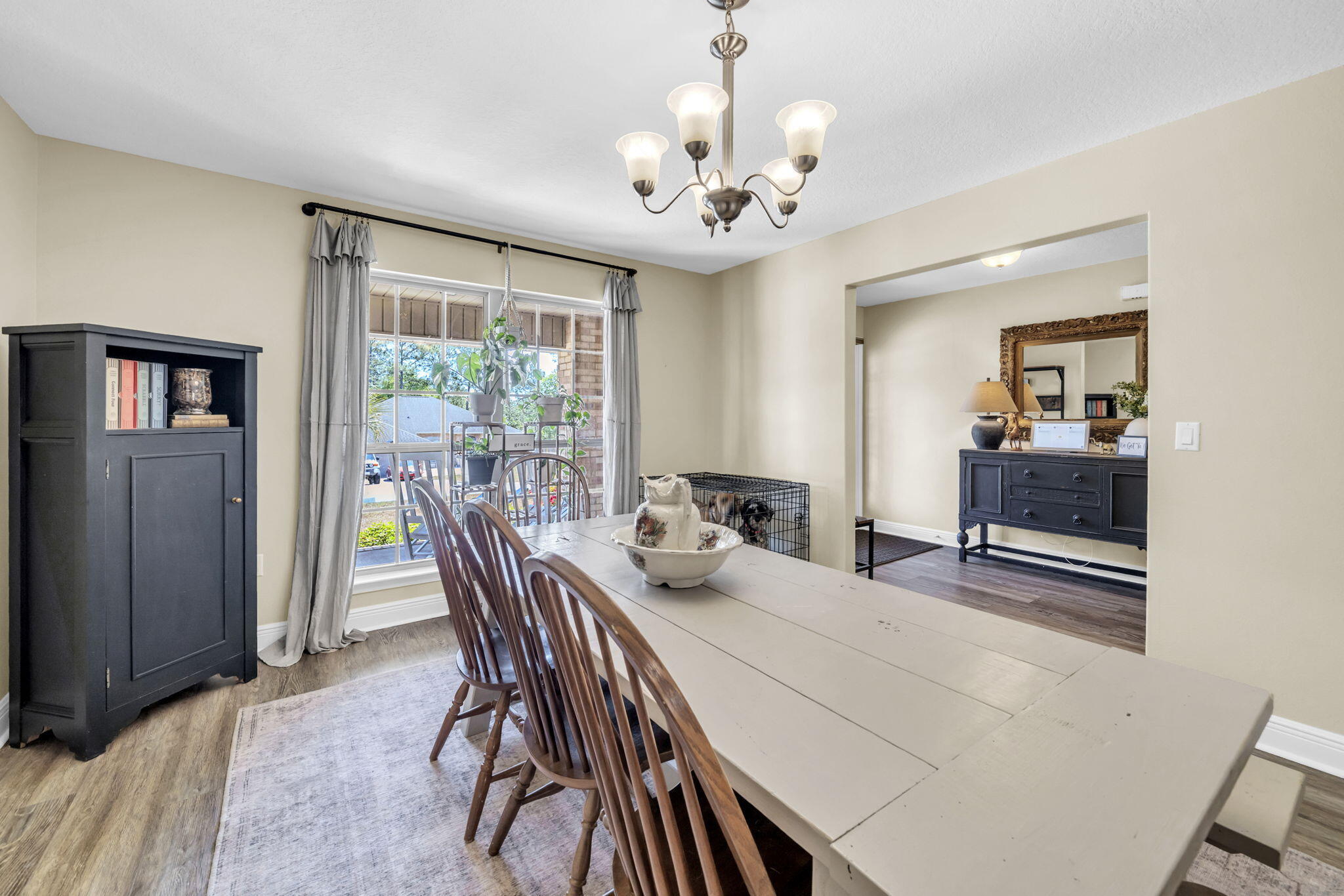 ALICIA PLACE - Residential