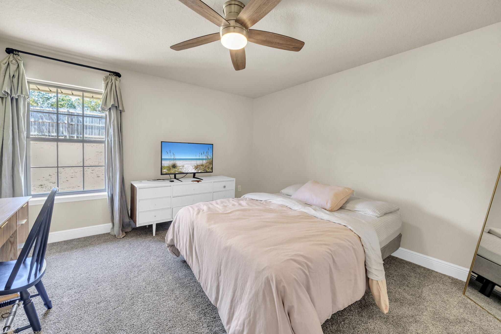 ALICIA PLACE - Residential