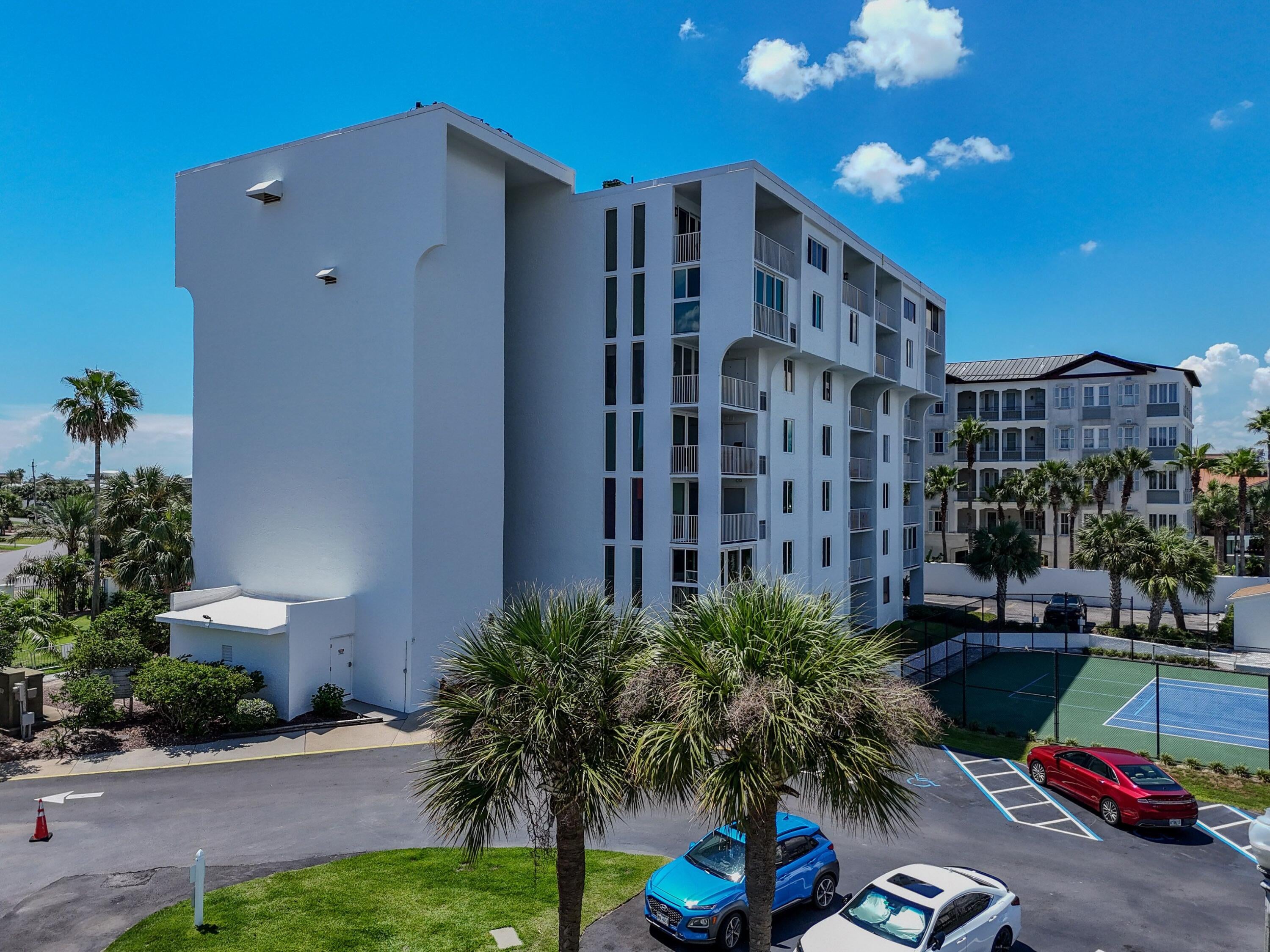30 Moreno Point Road 504A