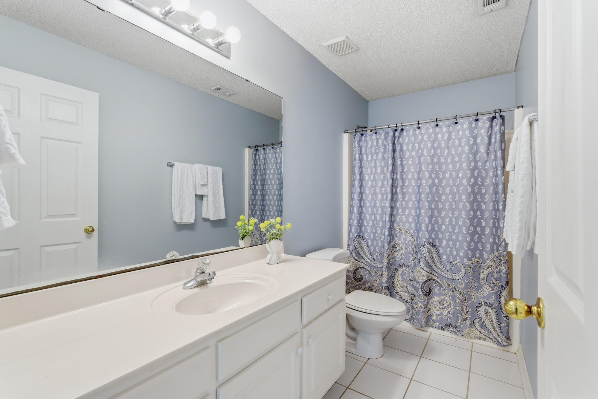 FOX DEN VILLAGES - Residential