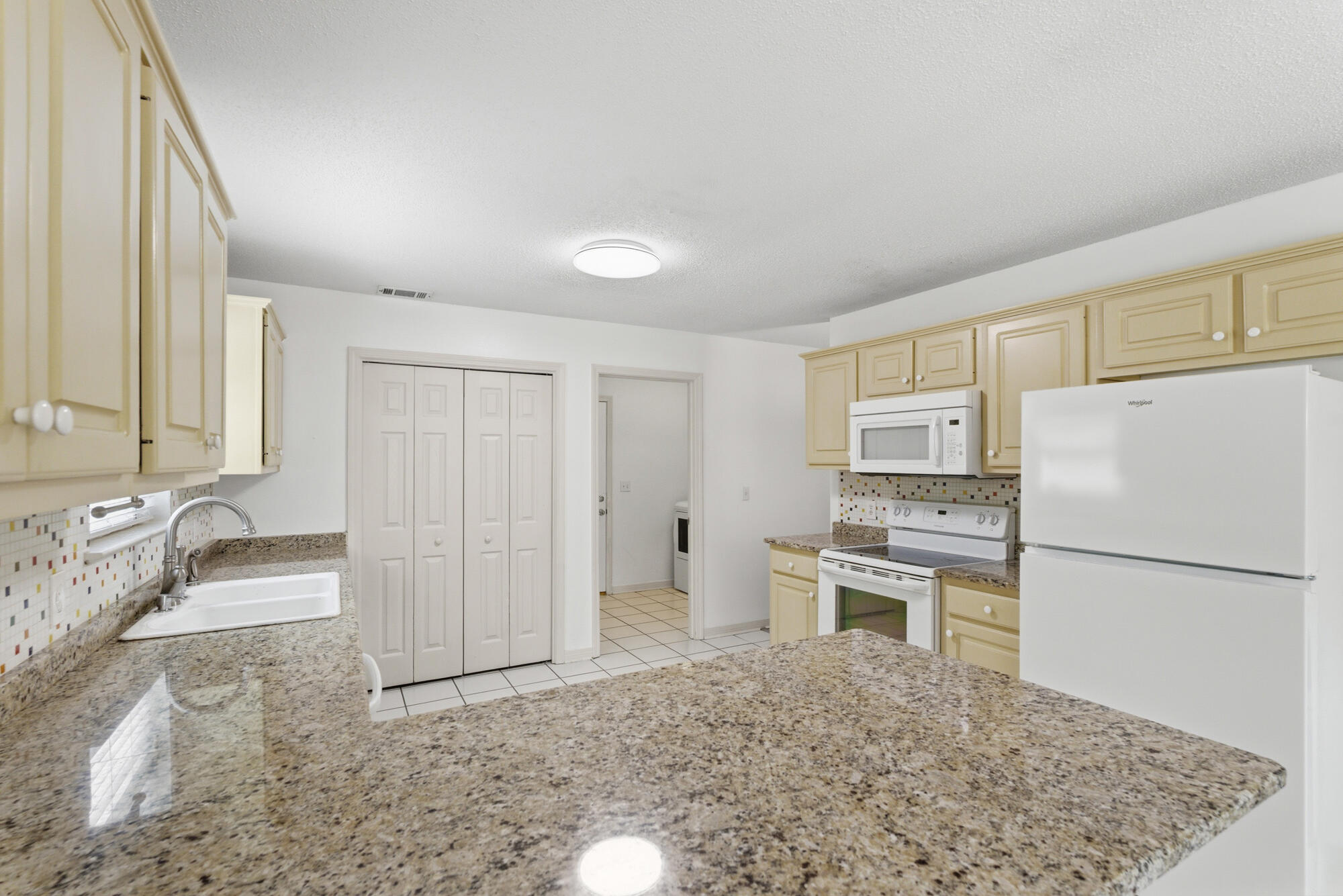 FOX DEN VILLAGES - Residential