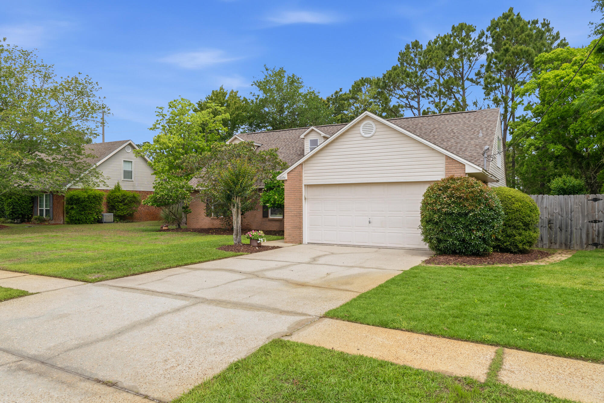 FOX DEN VILLAGES - Residential