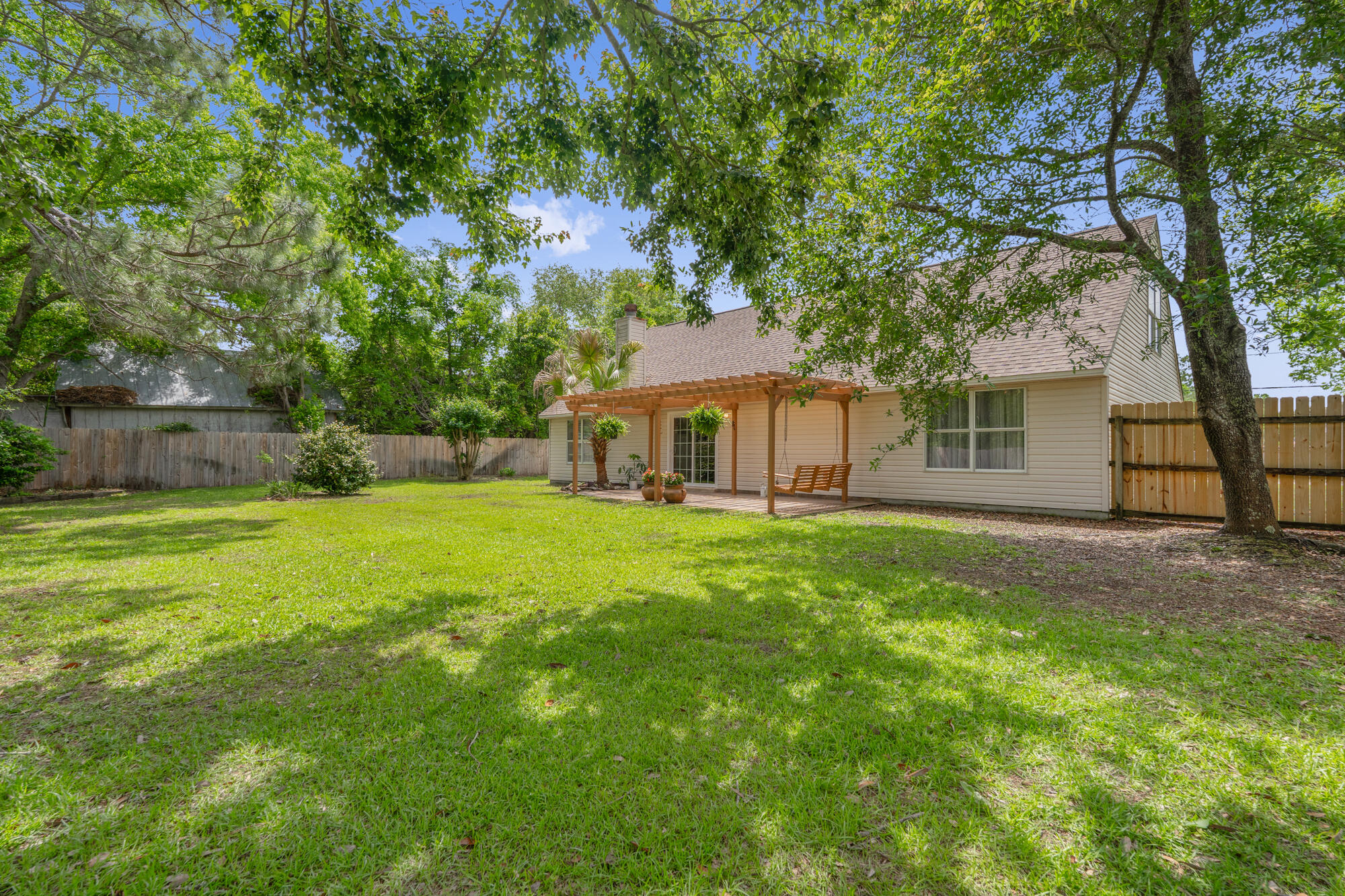 FOX DEN VILLAGES - Residential