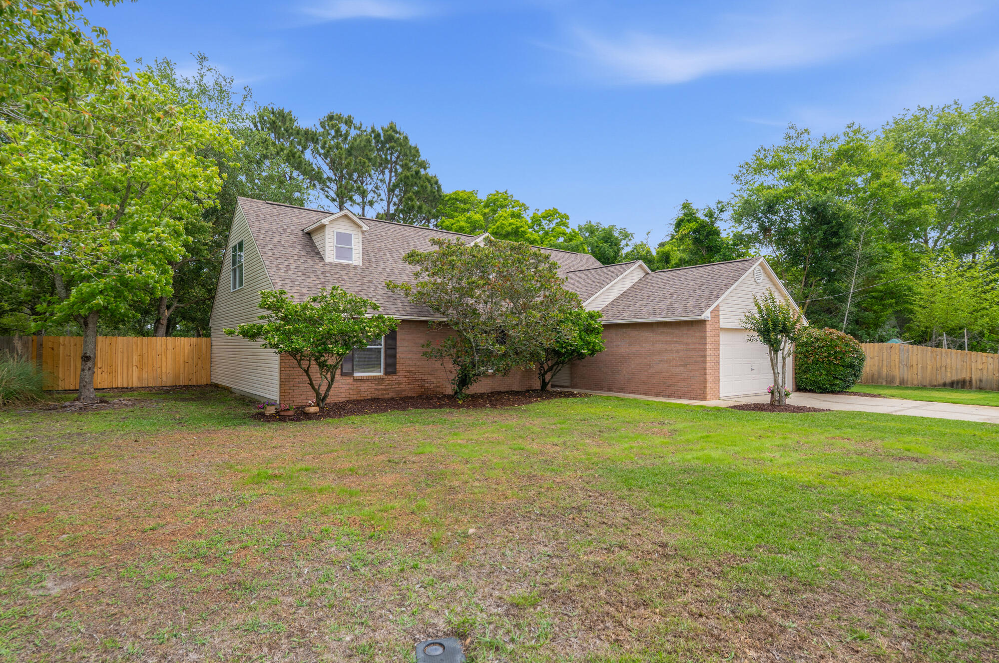 FOX DEN VILLAGES - Residential