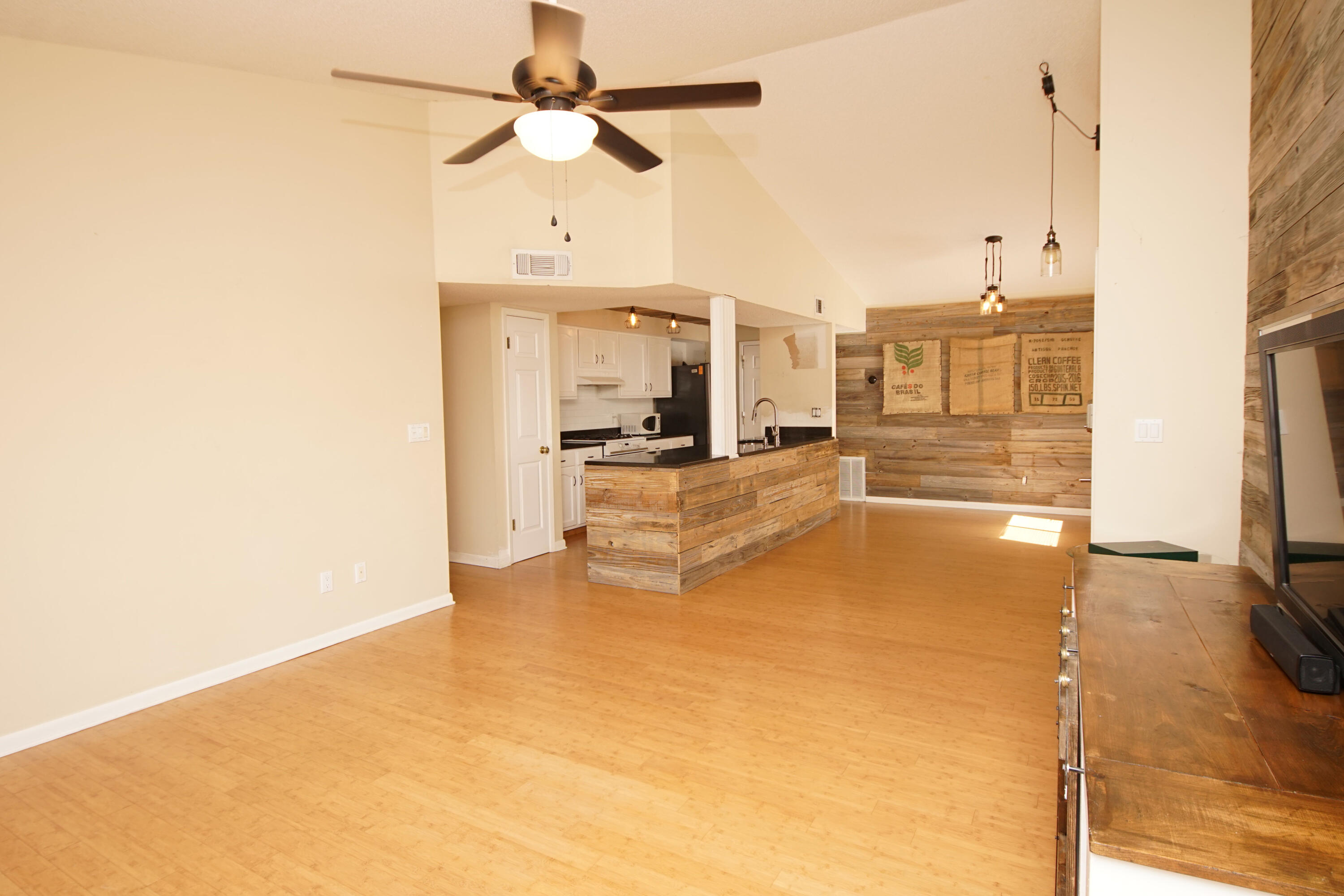 CEDAR RIDGE PH 4 - Residential