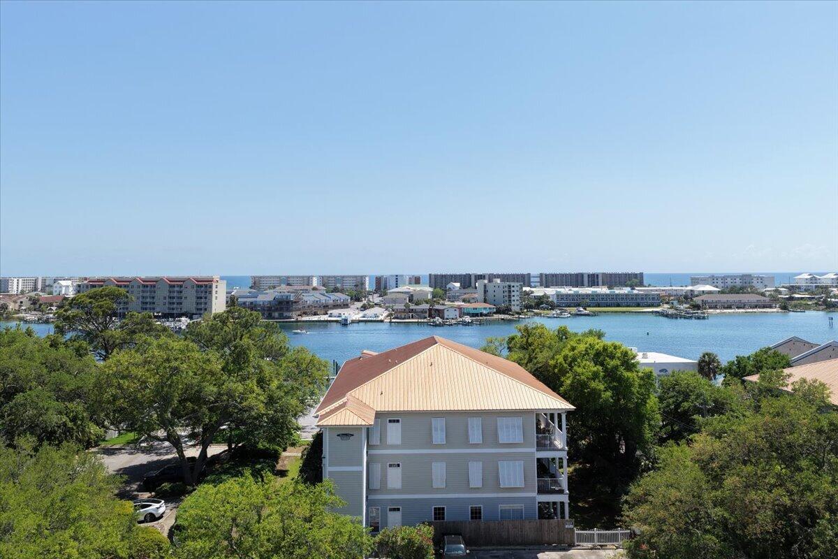 MIRAMAR PLACE - Residential