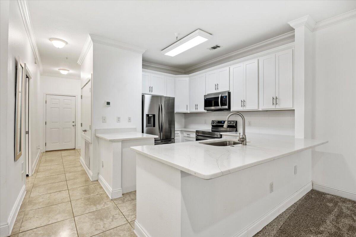 MIRAMAR PLACE - Residential