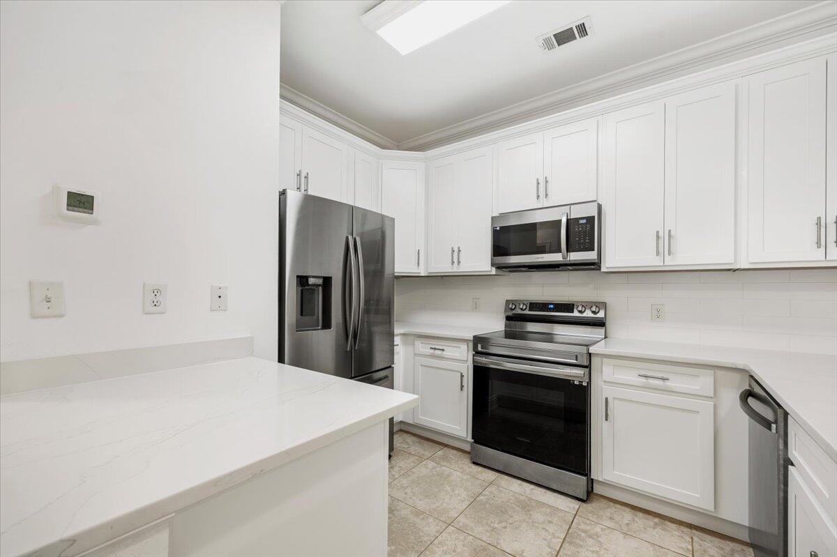 MIRAMAR PLACE - Residential