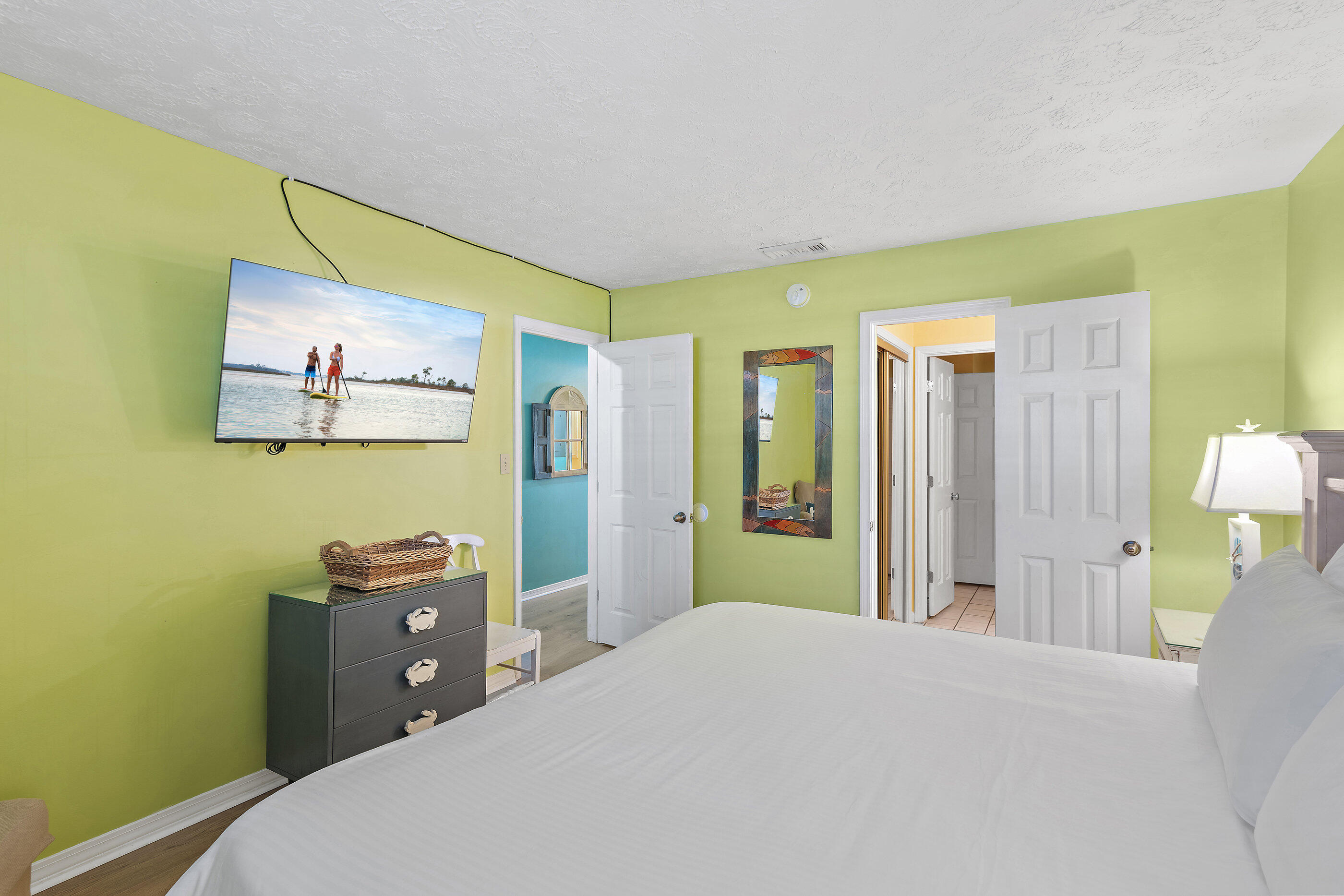 CRYSTAL VILLAS CONDO - Residential