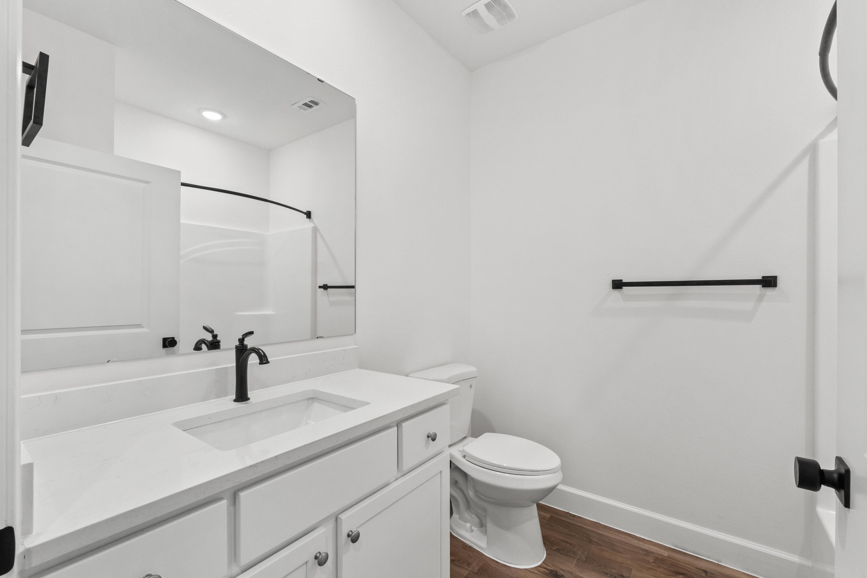 BARROW APARTMENTS - Residential Lease