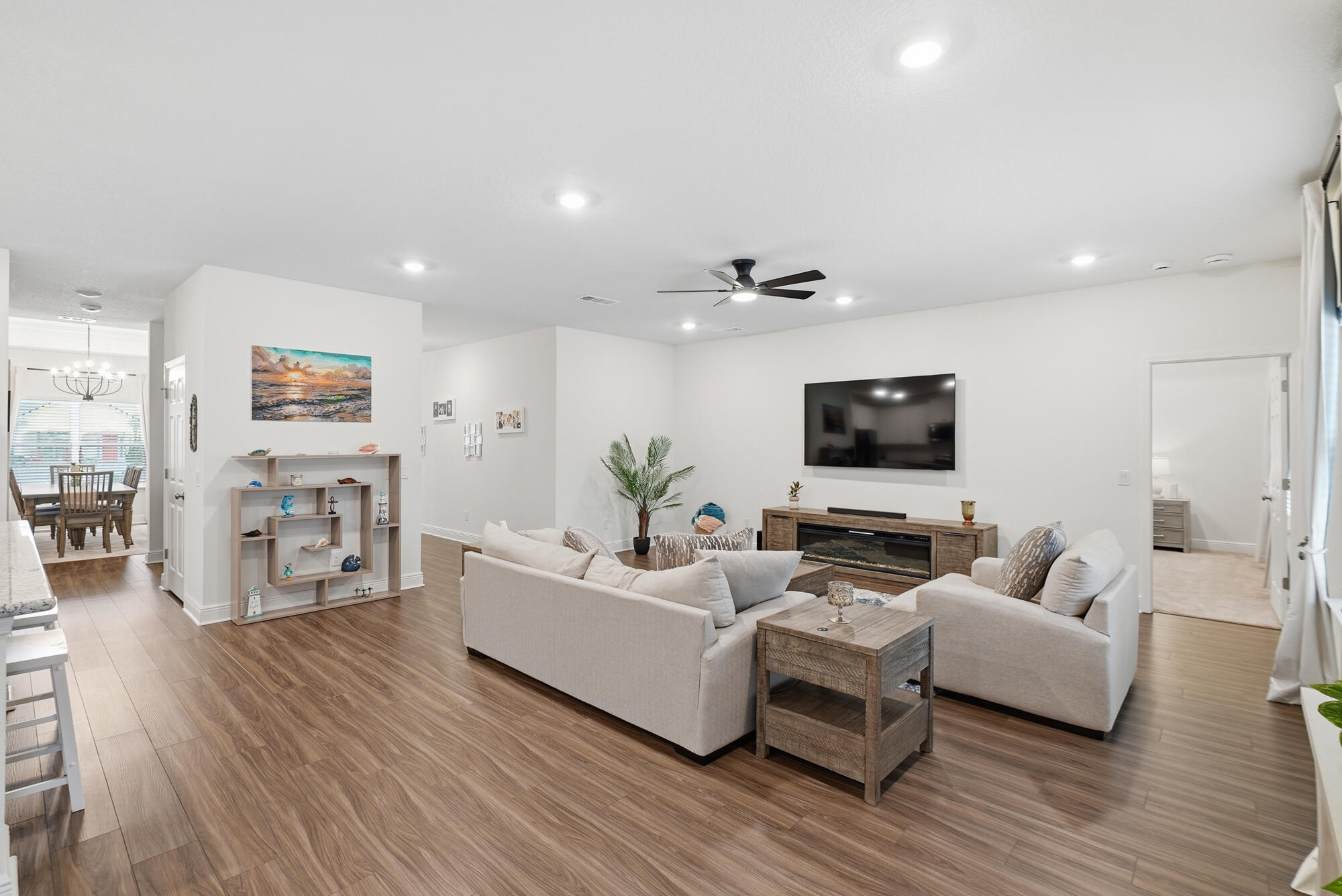 HOLLEY BY THE SEA - Residential