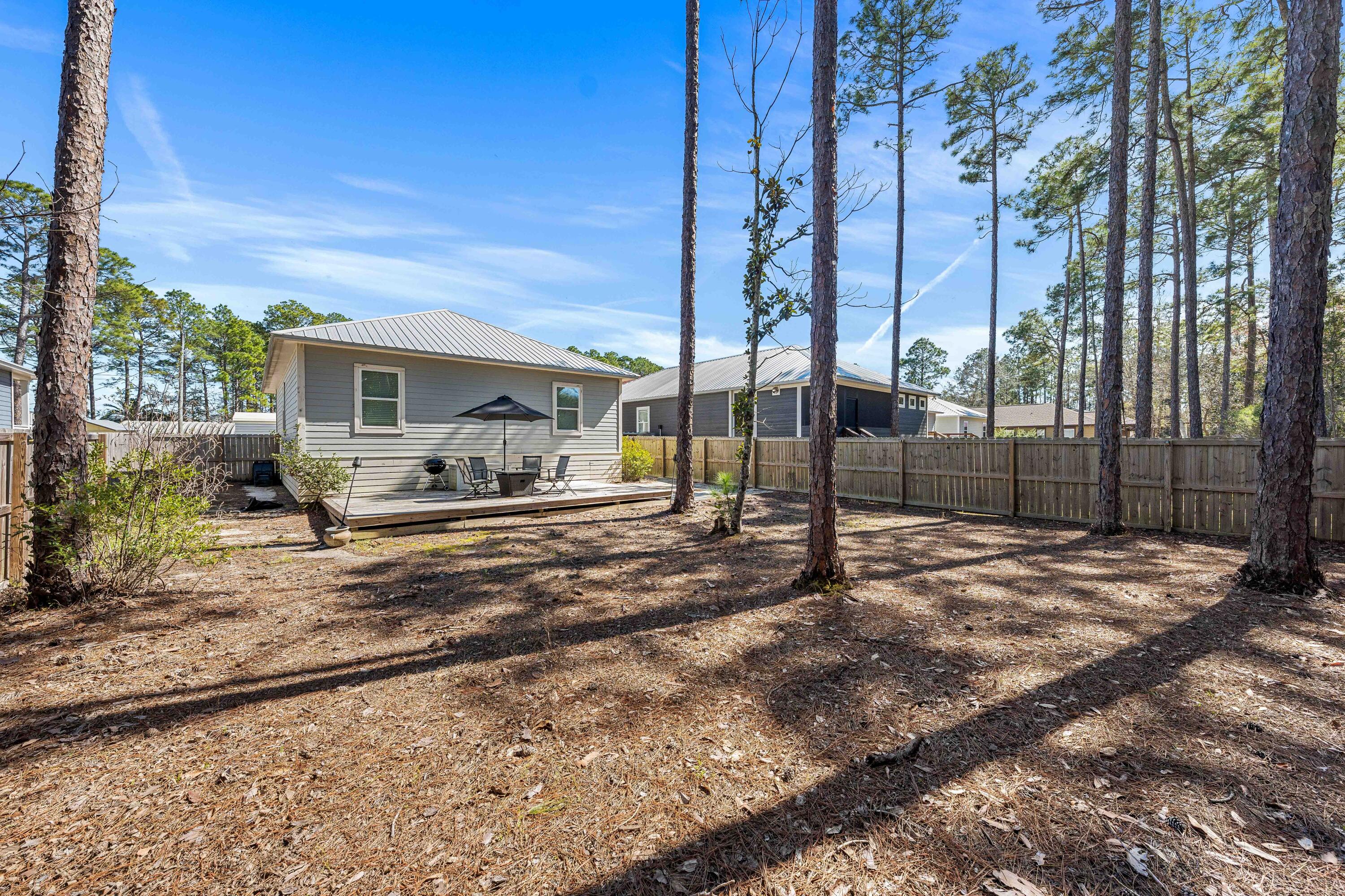 TOWN OF SANTA ROSA - Residential