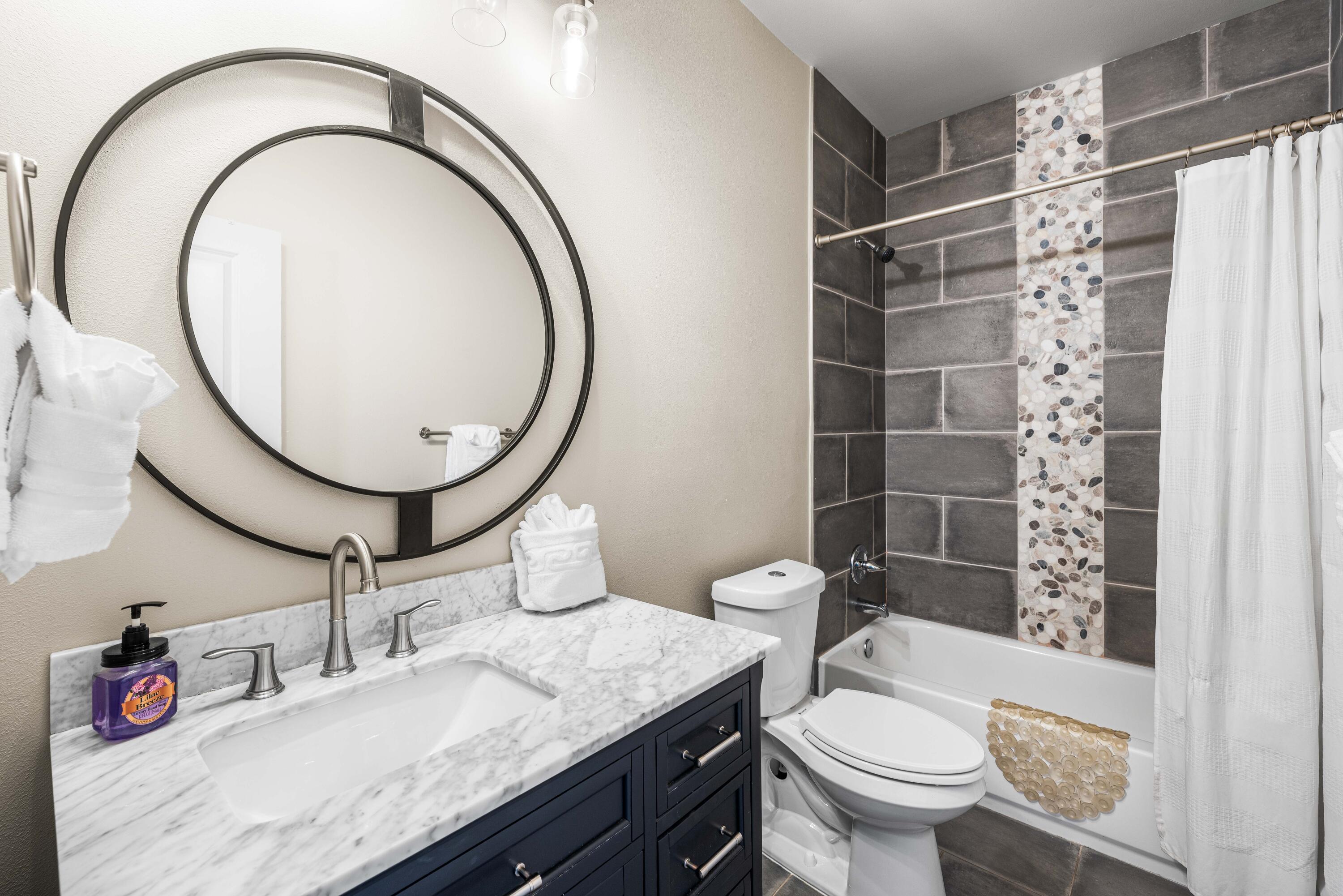 TOWN OF SANTA ROSA - Residential