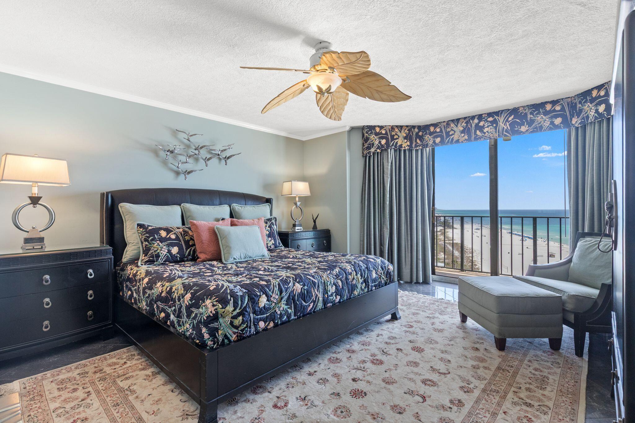 EDGEWATER - Residential