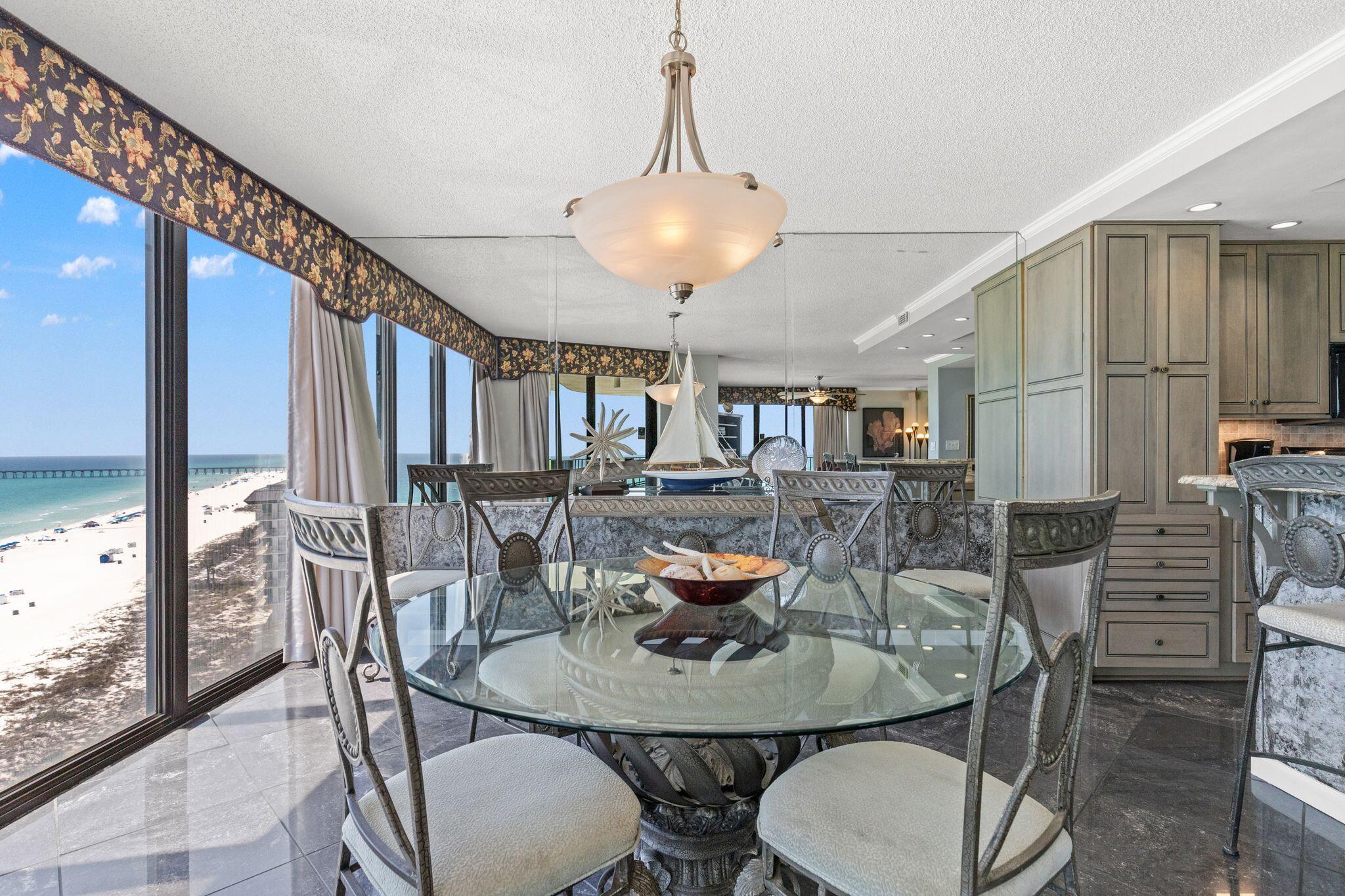 EDGEWATER - Residential