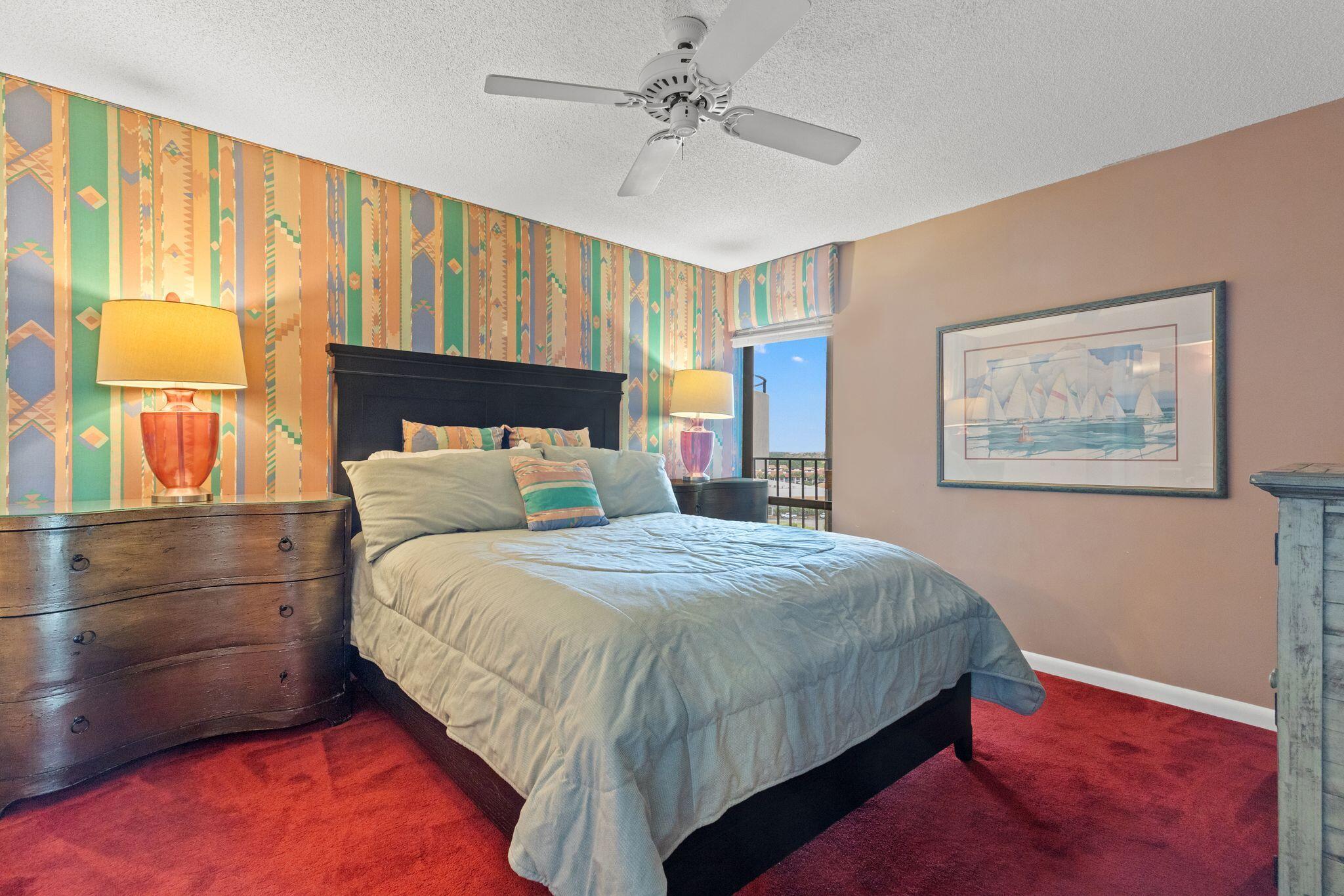 EDGEWATER - Residential