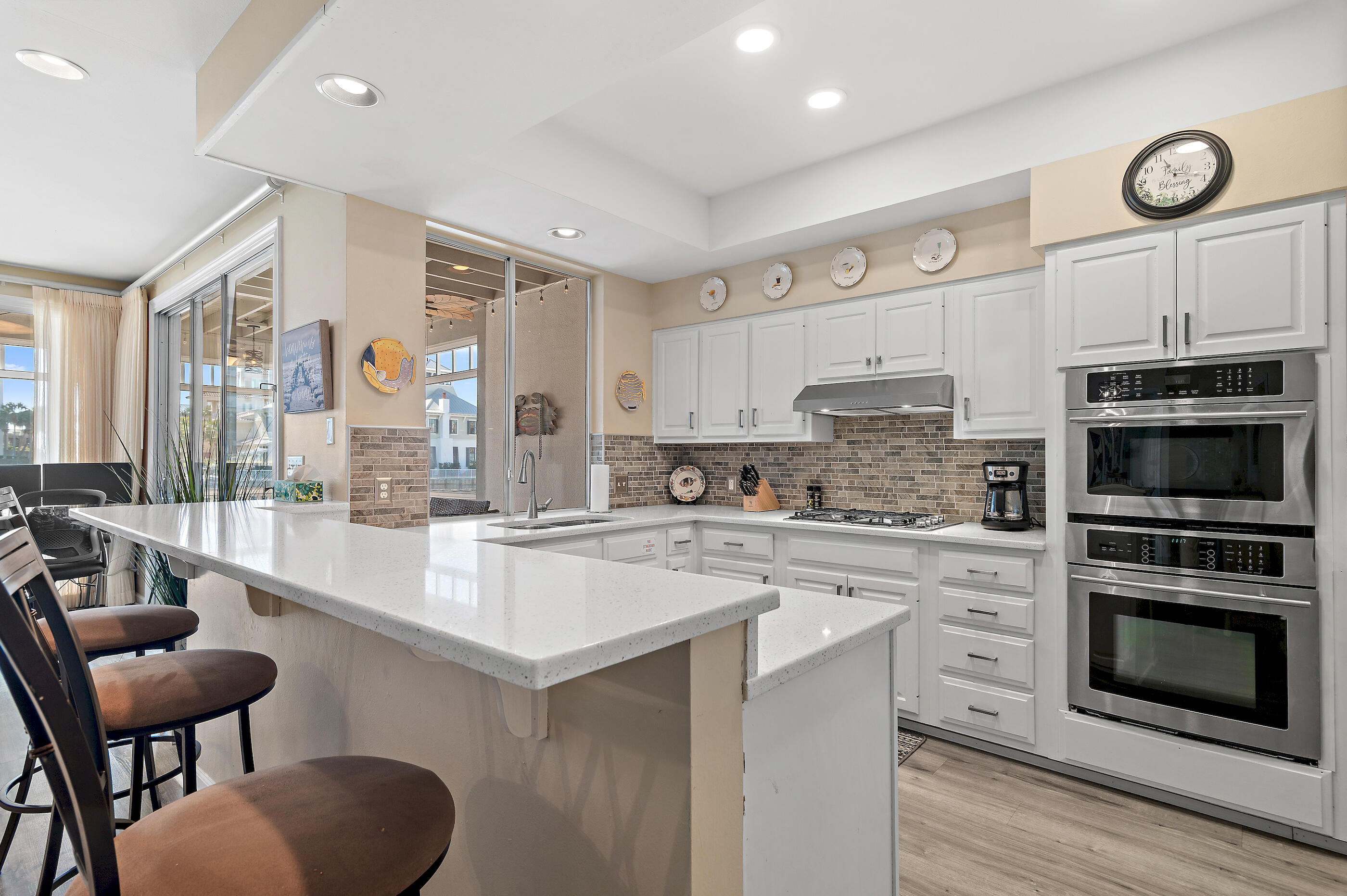 HIDDEN DUNES BEACH VILLAS - Residential