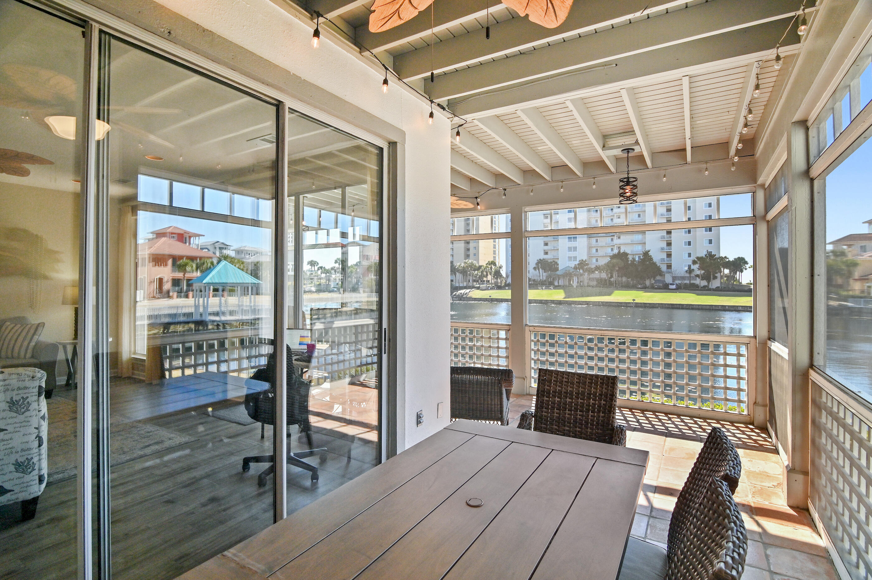 HIDDEN DUNES BEACH VILLAS - Residential