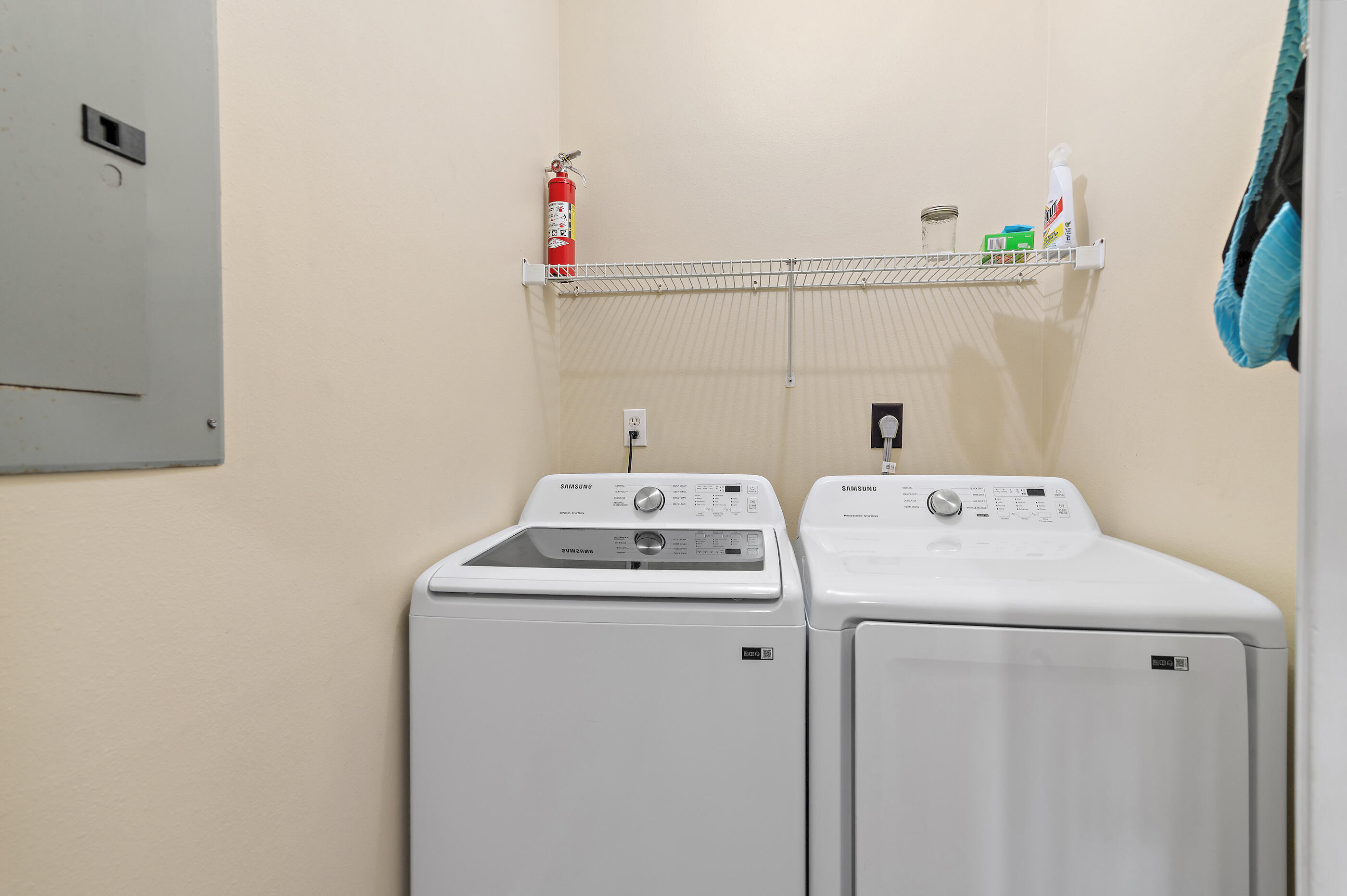 HIDDEN DUNES BEACH VILLAS - Residential