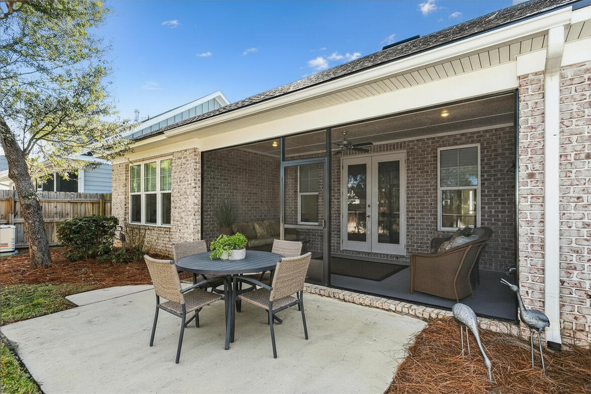 Deer Moss Creek - Residential