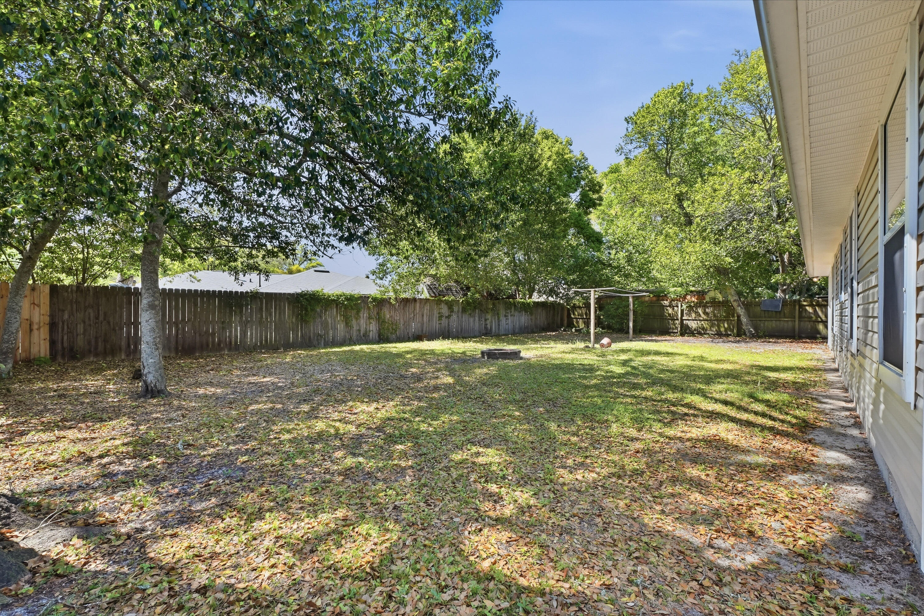 ELLIOTTS POINT RESUB - Residential