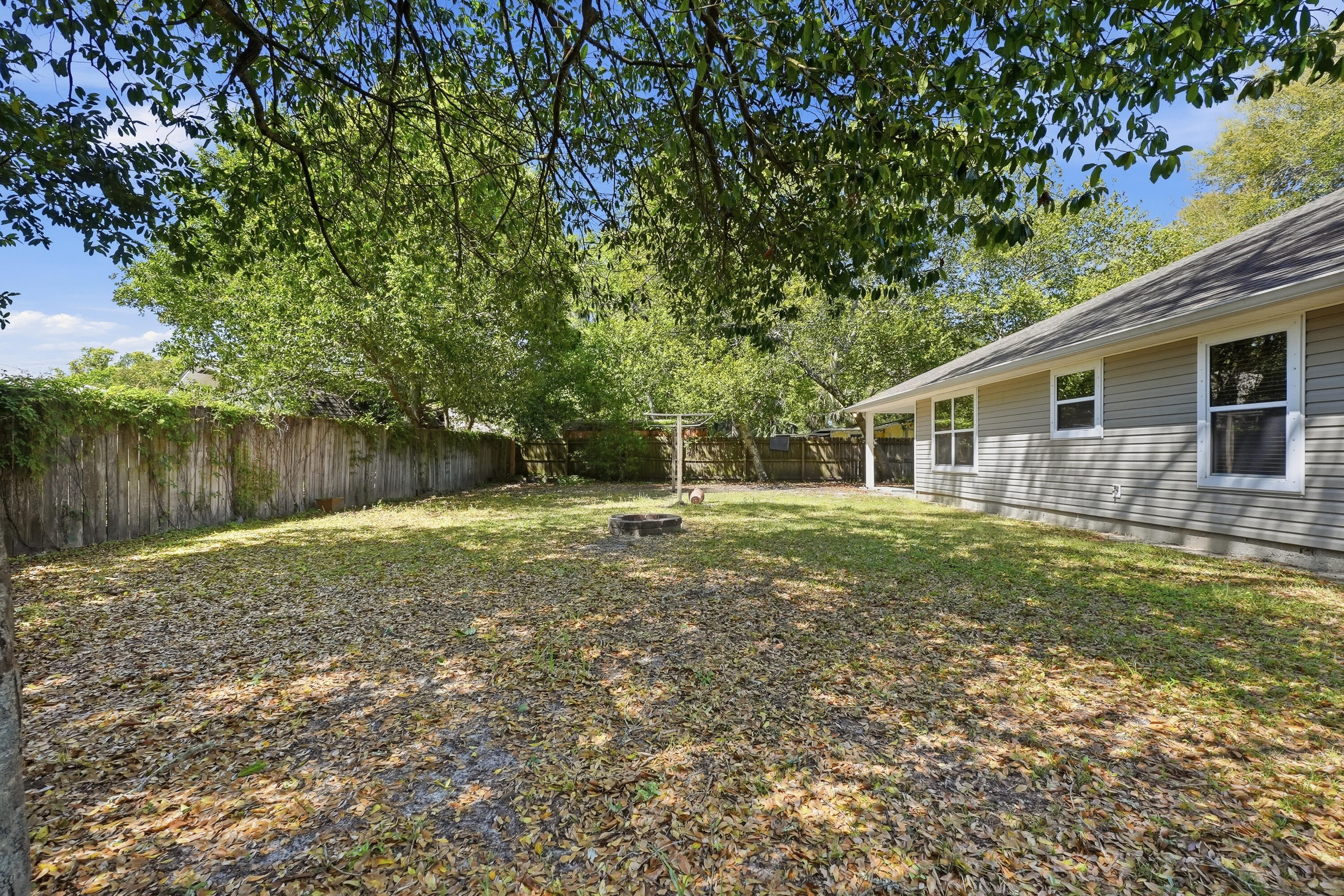 ELLIOTTS POINT RESUB - Residential