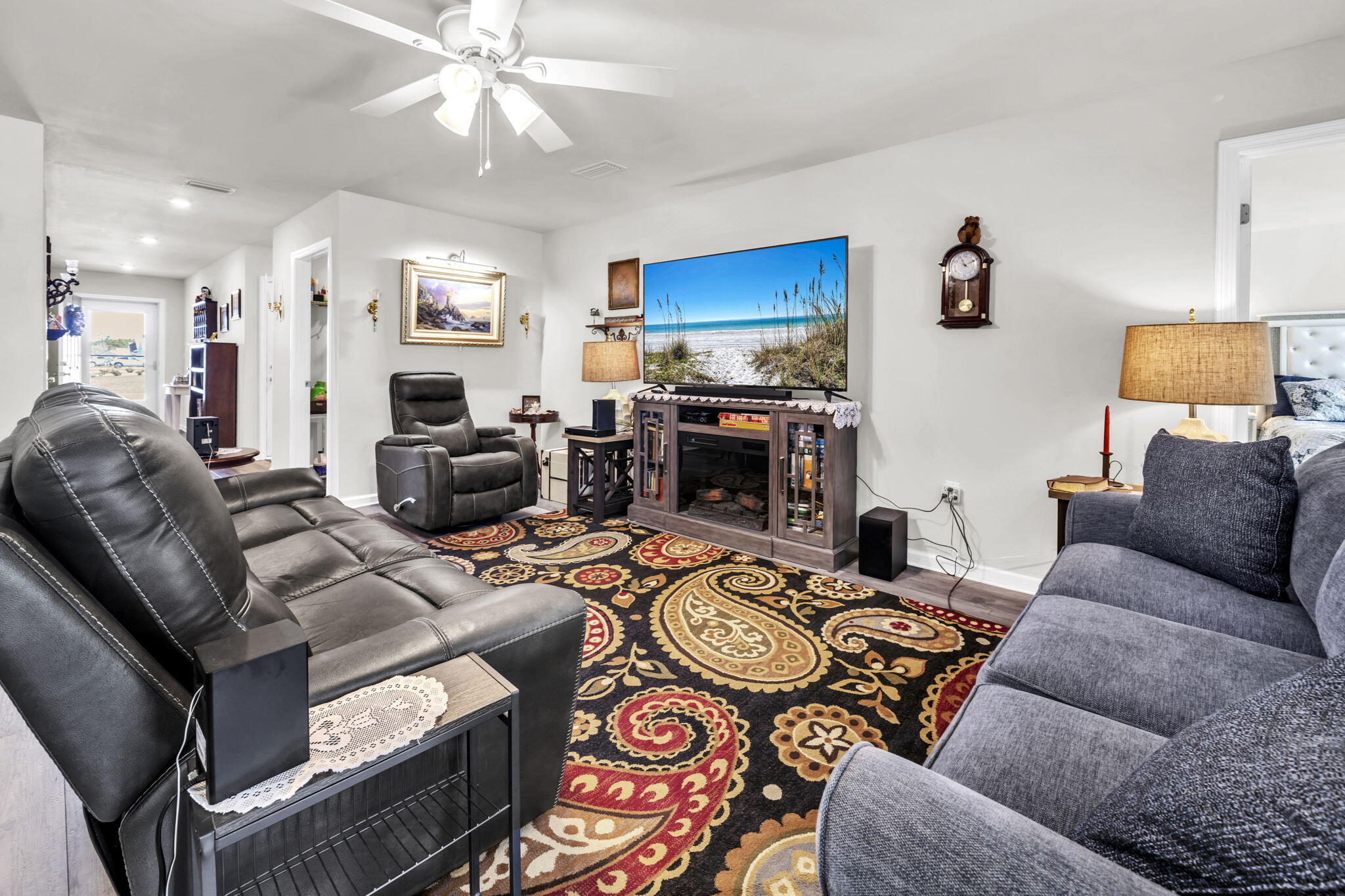 PINEHURST ESTATES - Residential