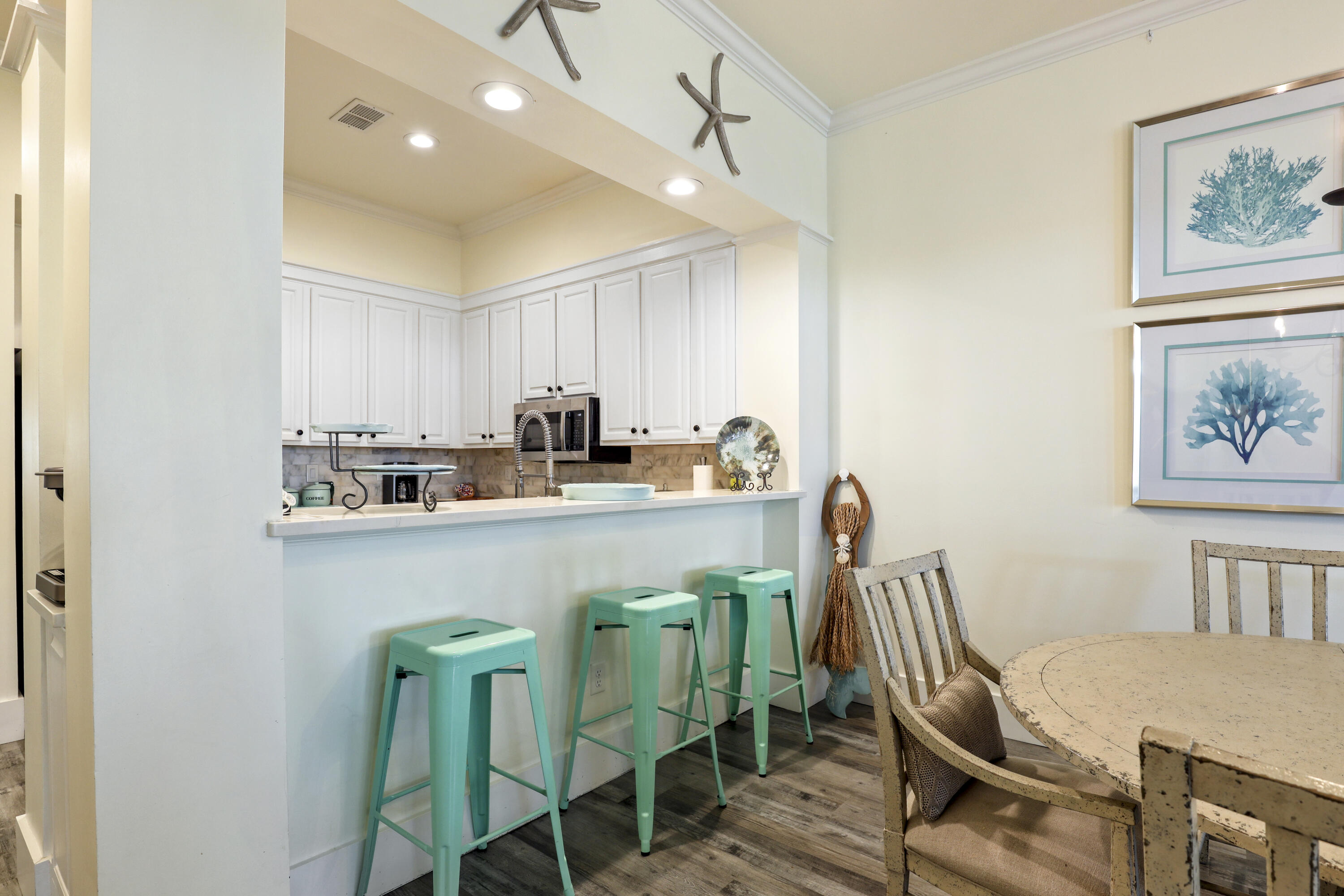 GRAND HARBOUR - Residential Lease