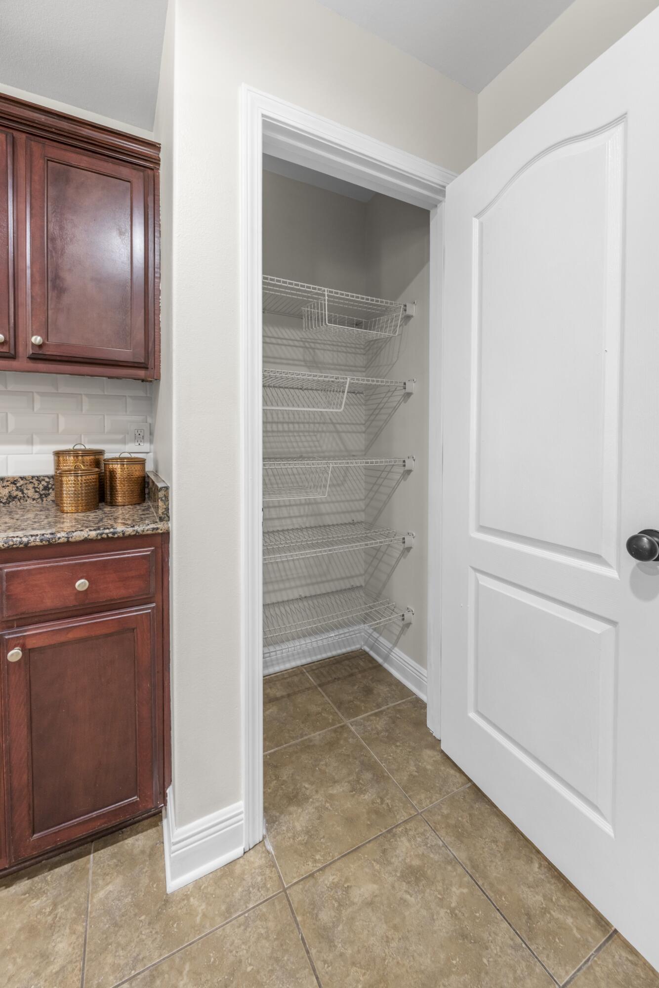 SILVER CREEK ESTATES - Residential