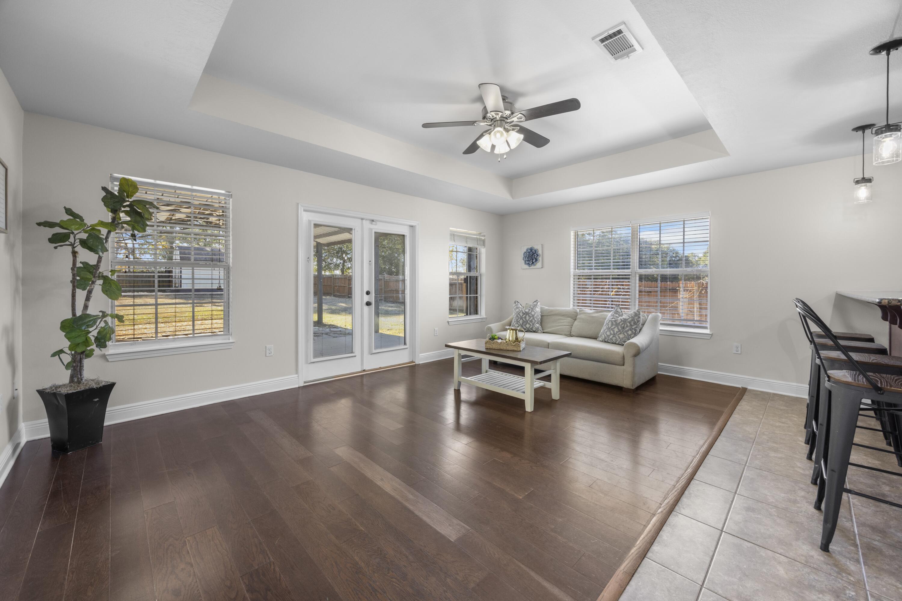 SILVER CREEK ESTATES - Residential