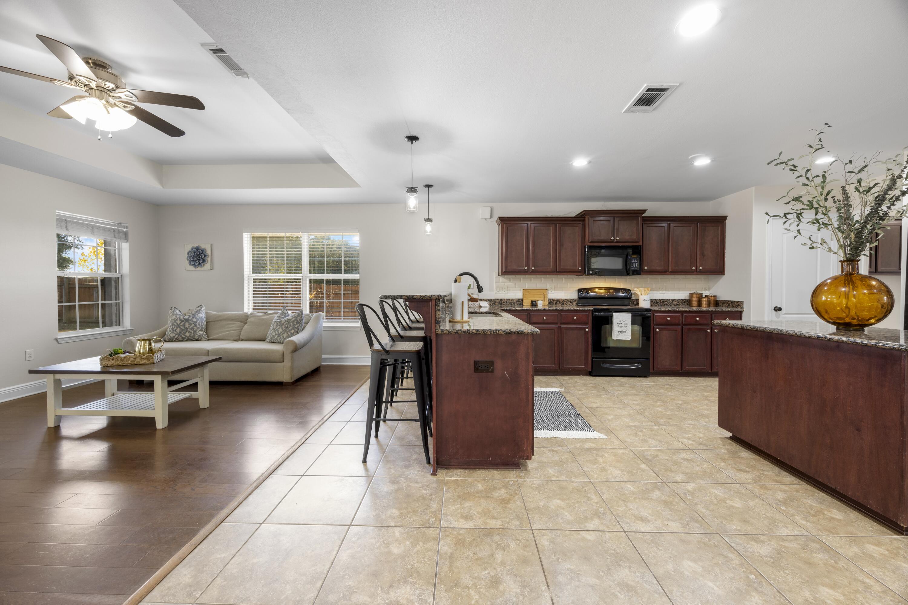 SILVER CREEK ESTATES - Residential