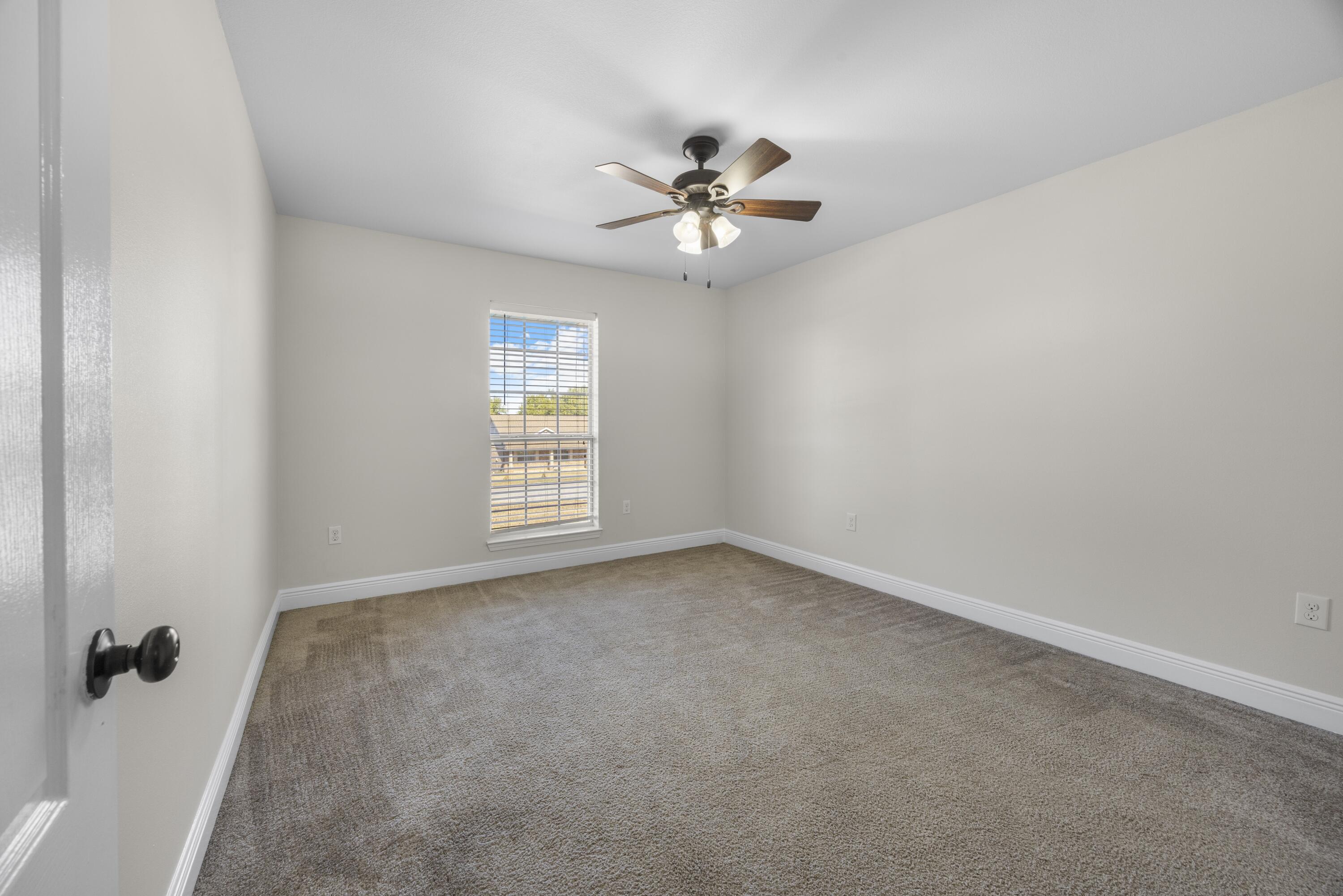 SILVER CREEK ESTATES - Residential