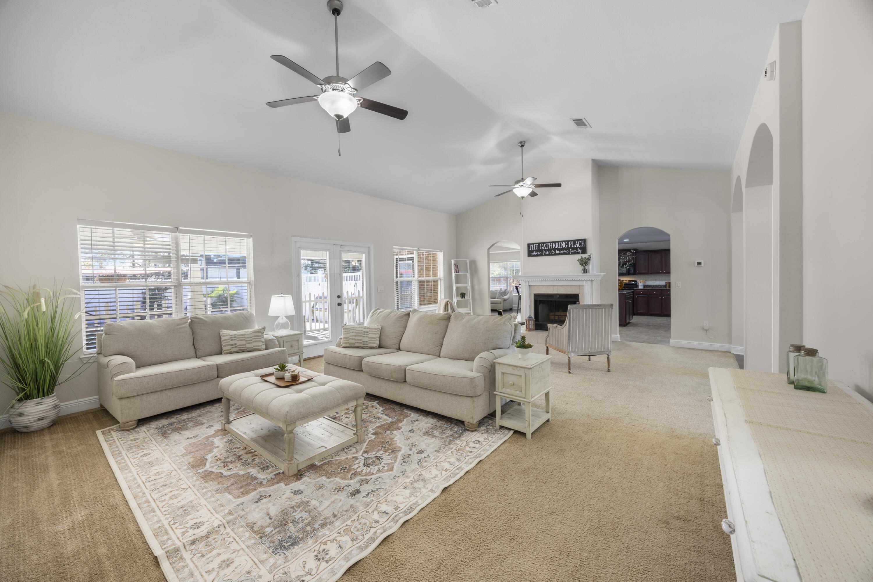 SILVER CREEK ESTATES - Residential