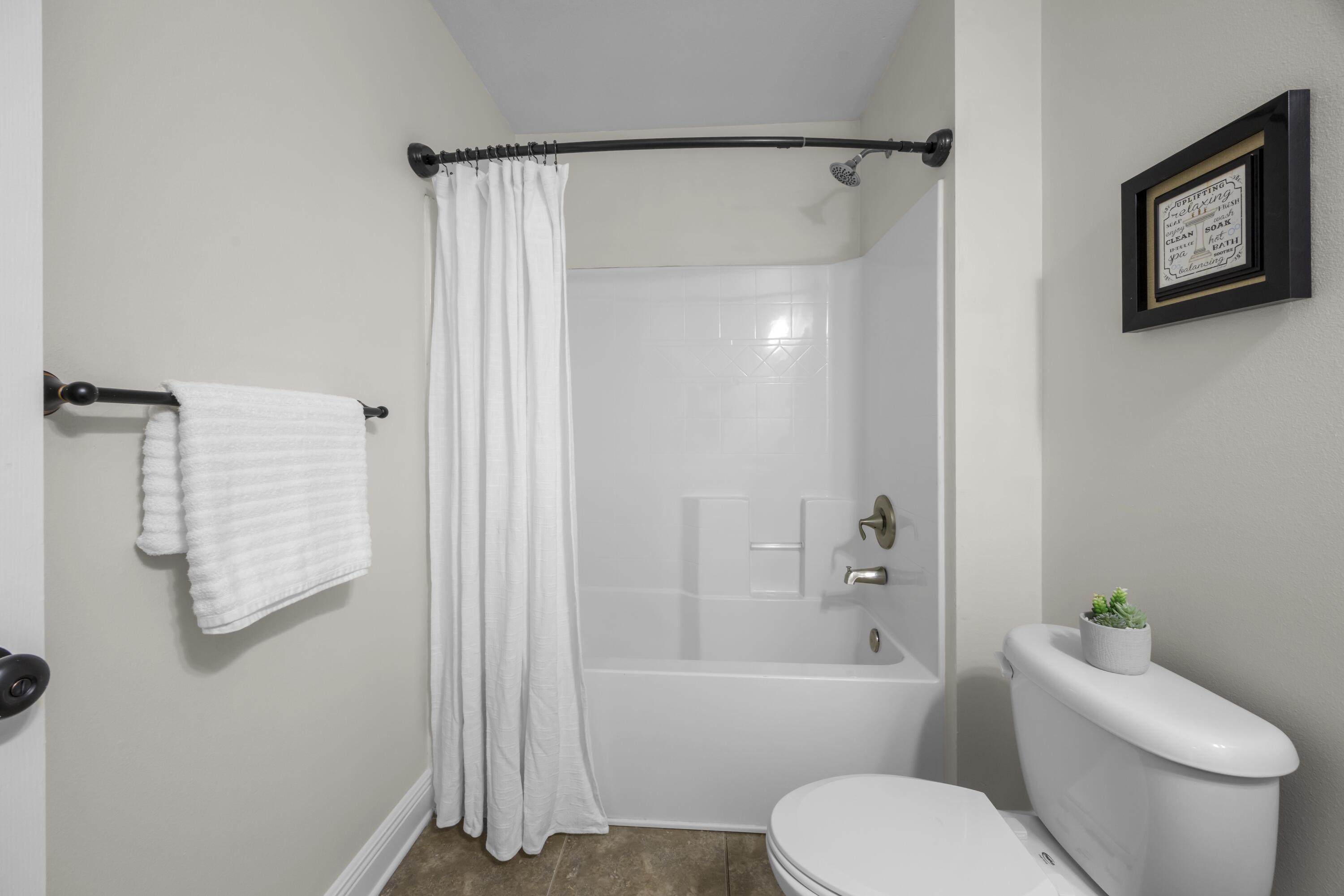 SILVER CREEK ESTATES - Residential