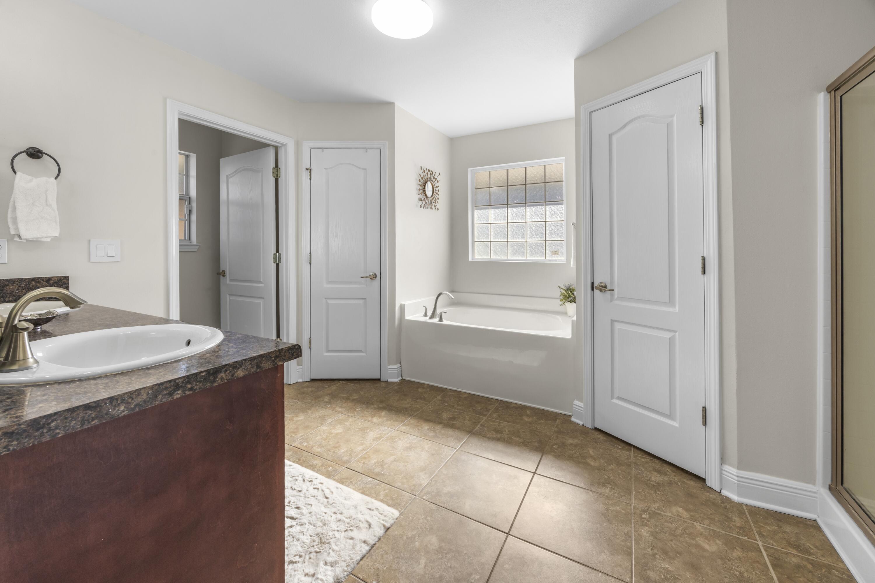 SILVER CREEK ESTATES - Residential