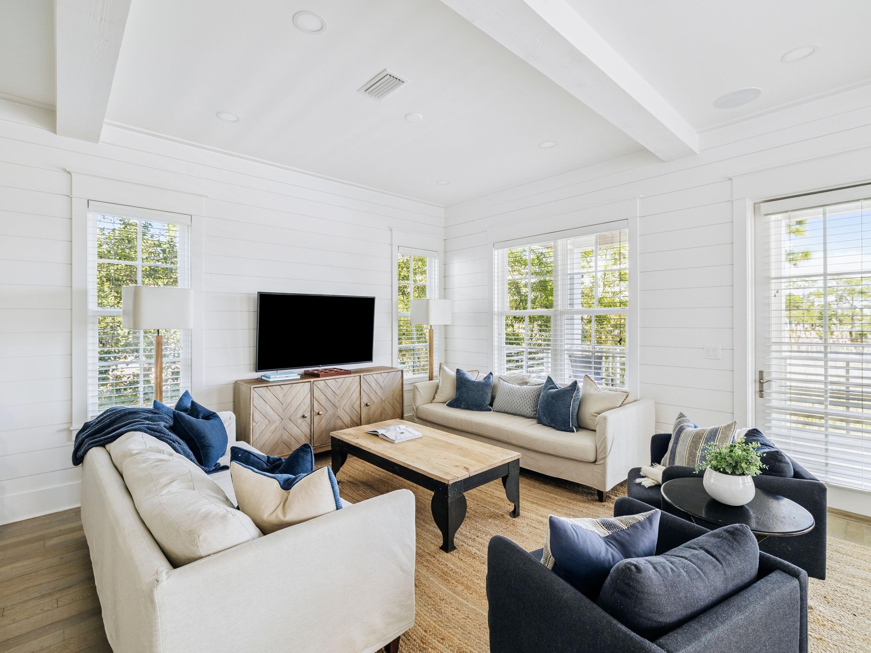 GRAYTON BEACH - Residential