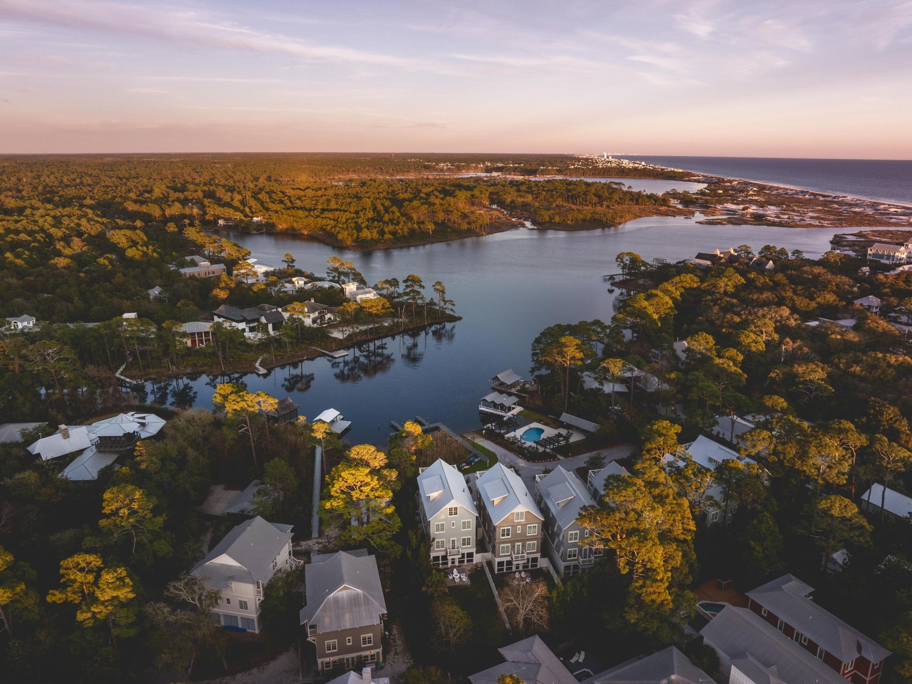 GRAYTON BEACH - Residential