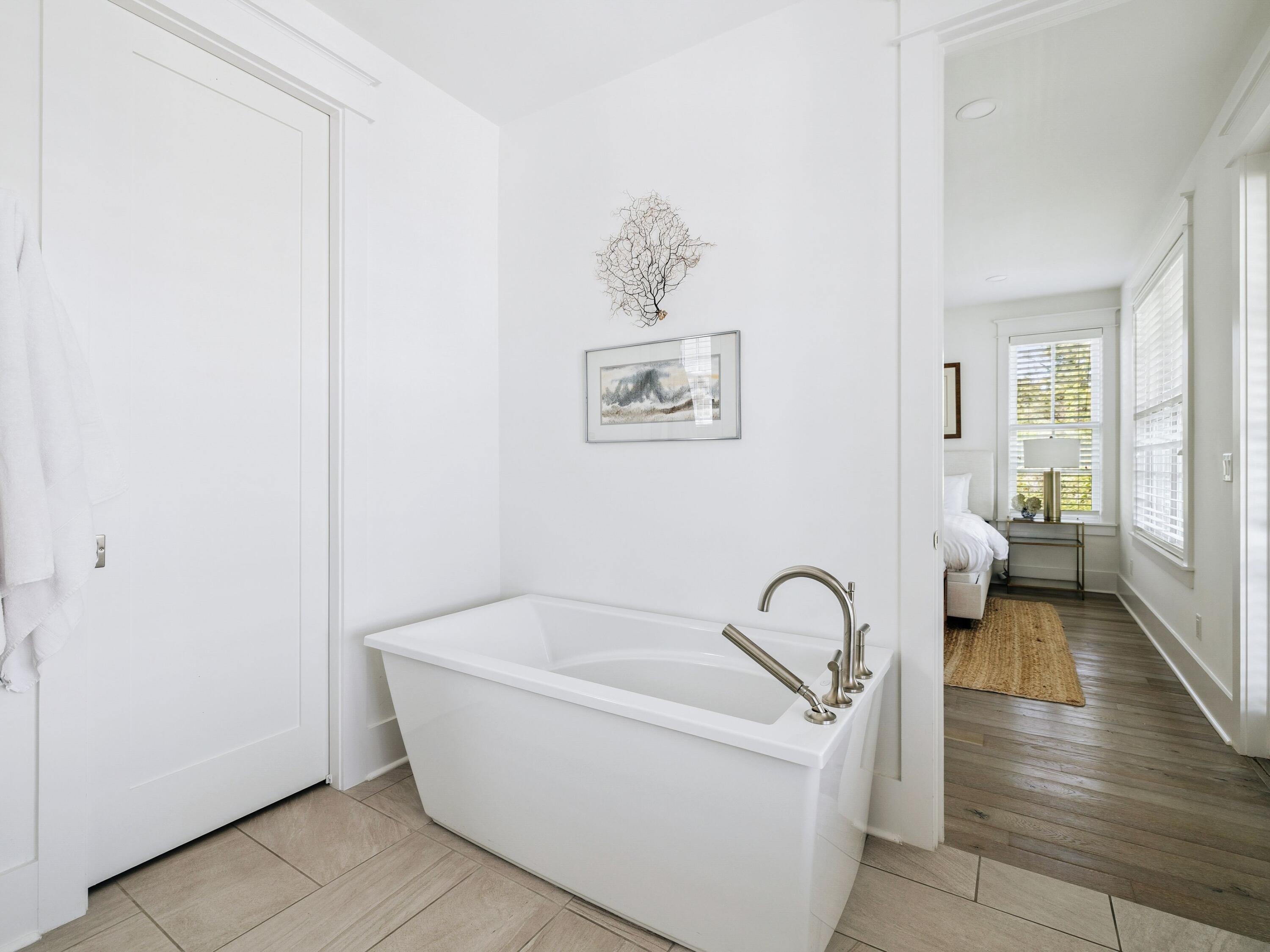 GRAYTON BEACH - Residential