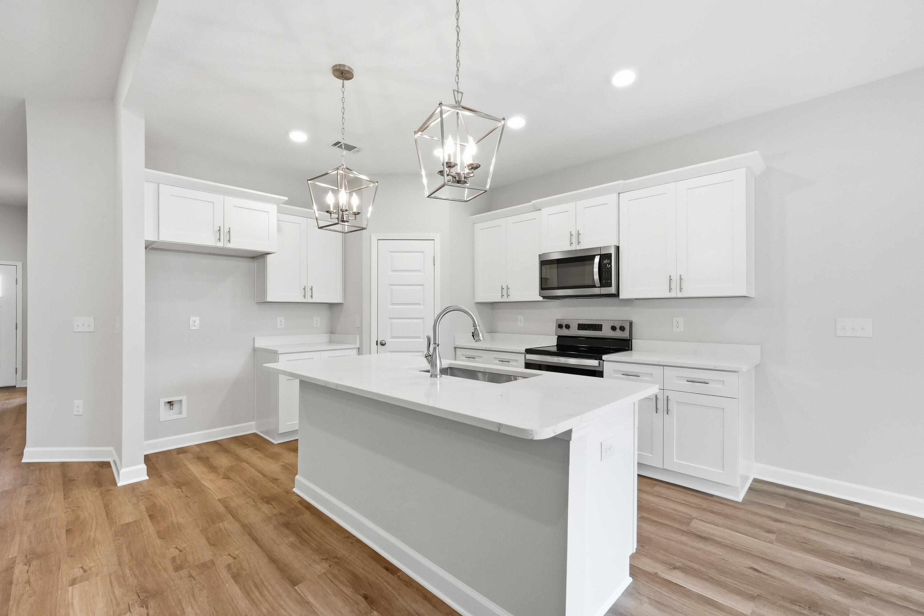 SOUTHERN CHARM - Residential