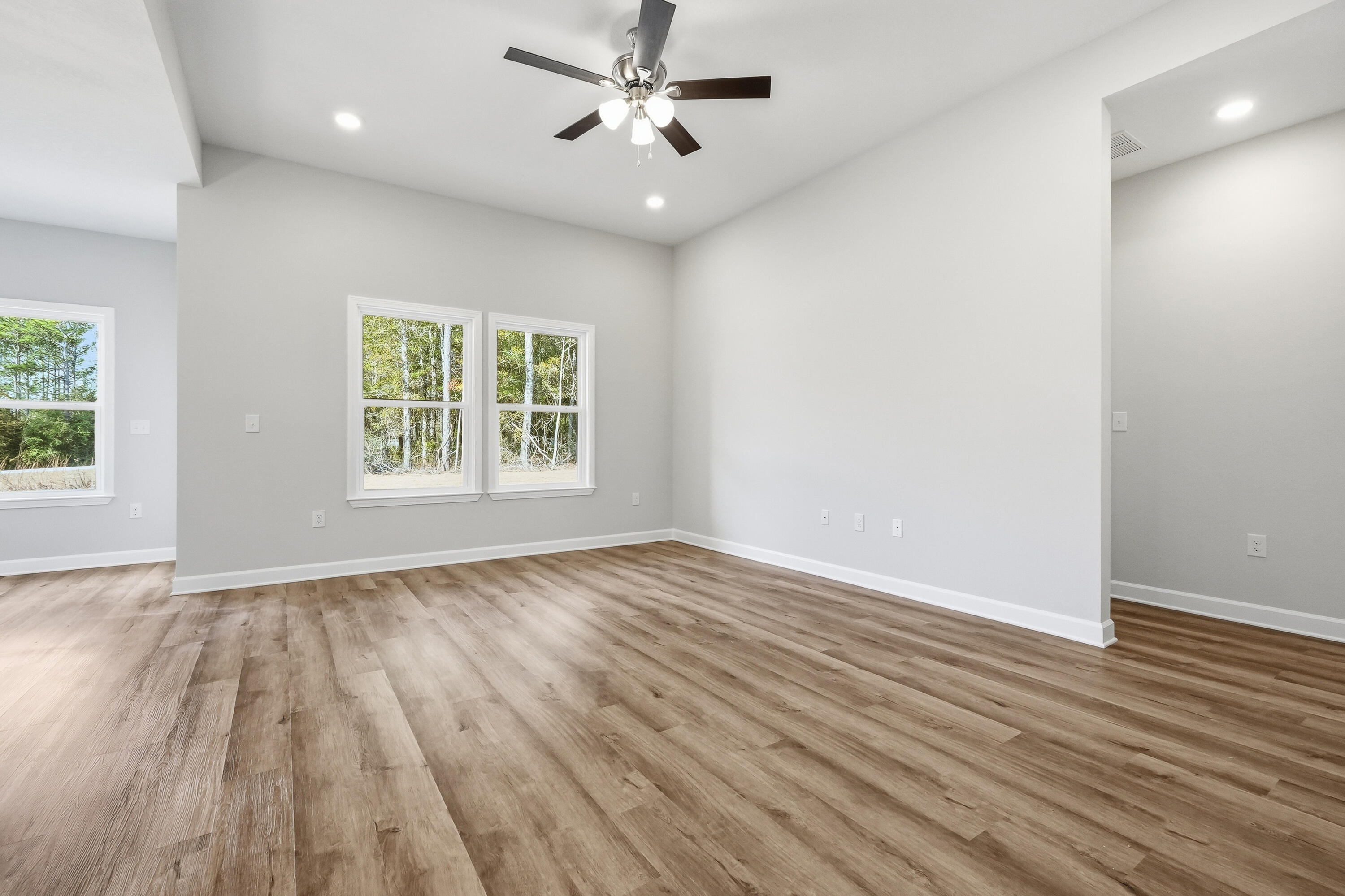 SOUTHERN CHARM - Residential