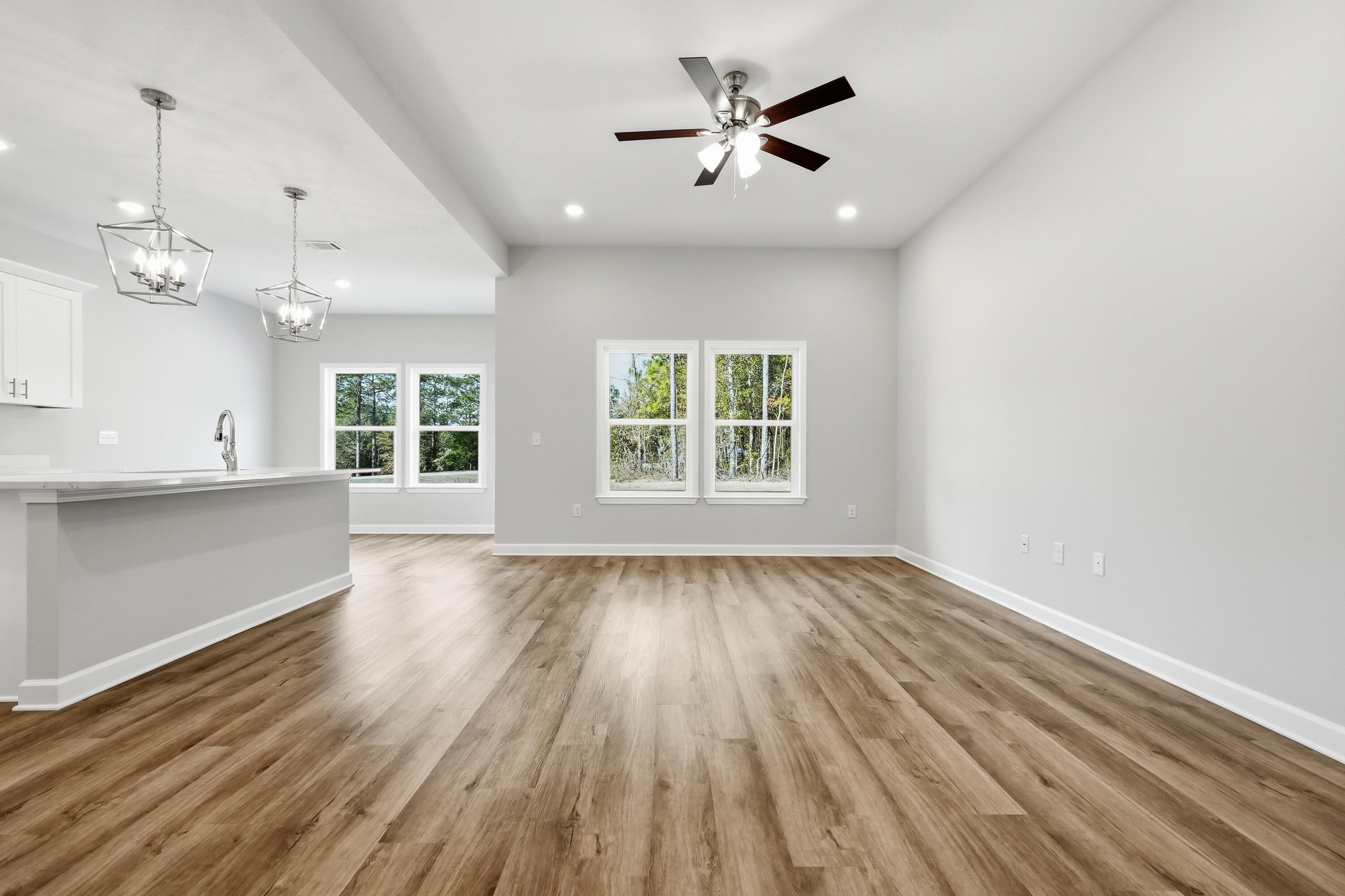 SOUTHERN CHARM - Residential