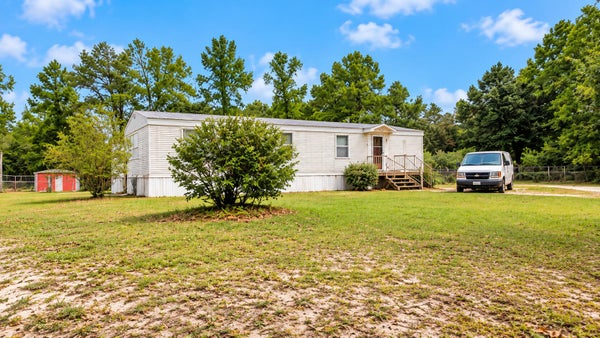 816 CASWELL RD, DEFUNIAK SPRINGS, FL 32433 - Image e8a5db30c3e743352b2e8b6fe4fe4707/247784178
