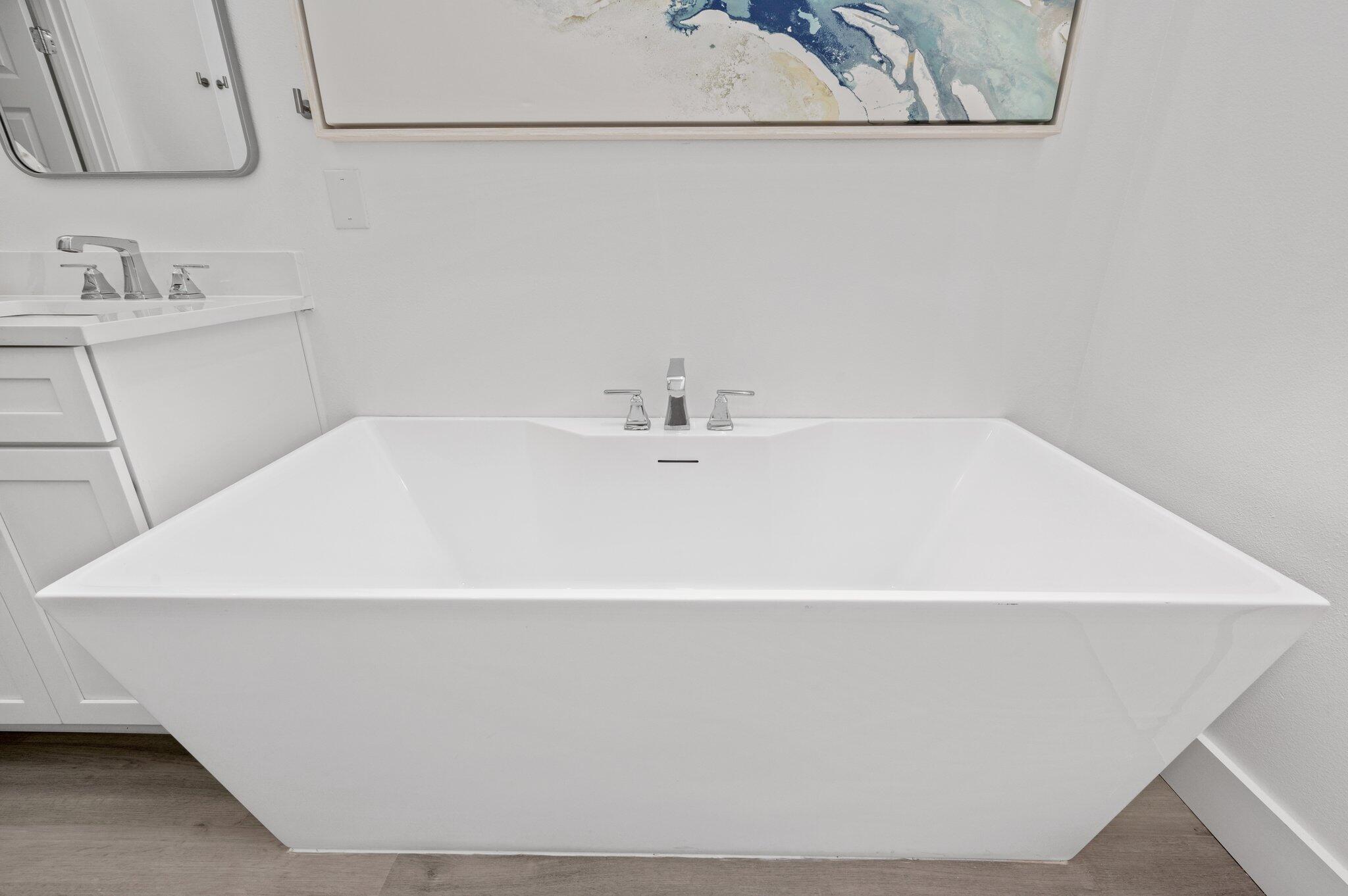 EASTERN LAKE S/D - Residential