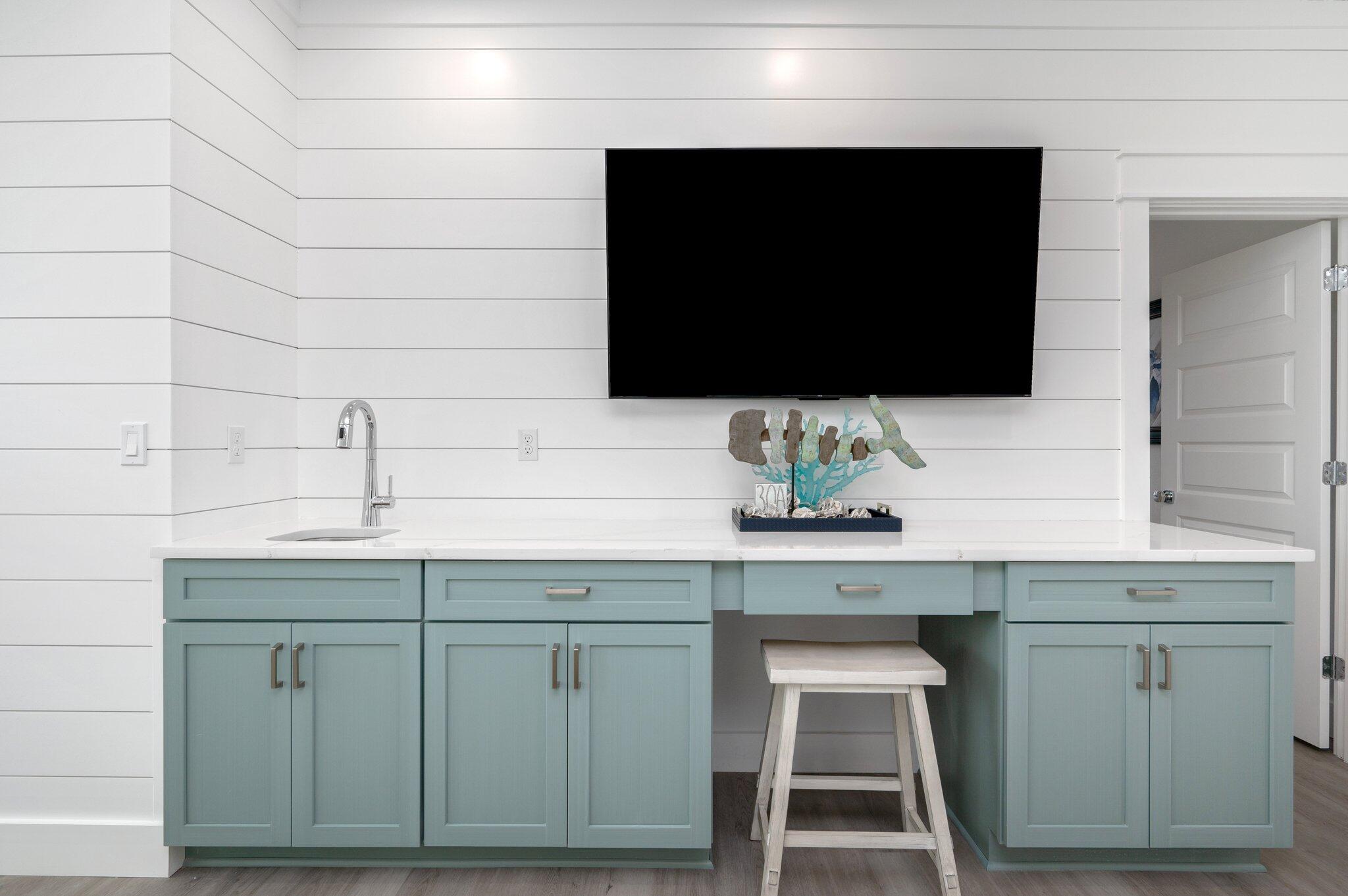 EASTERN LAKE S/D - Residential