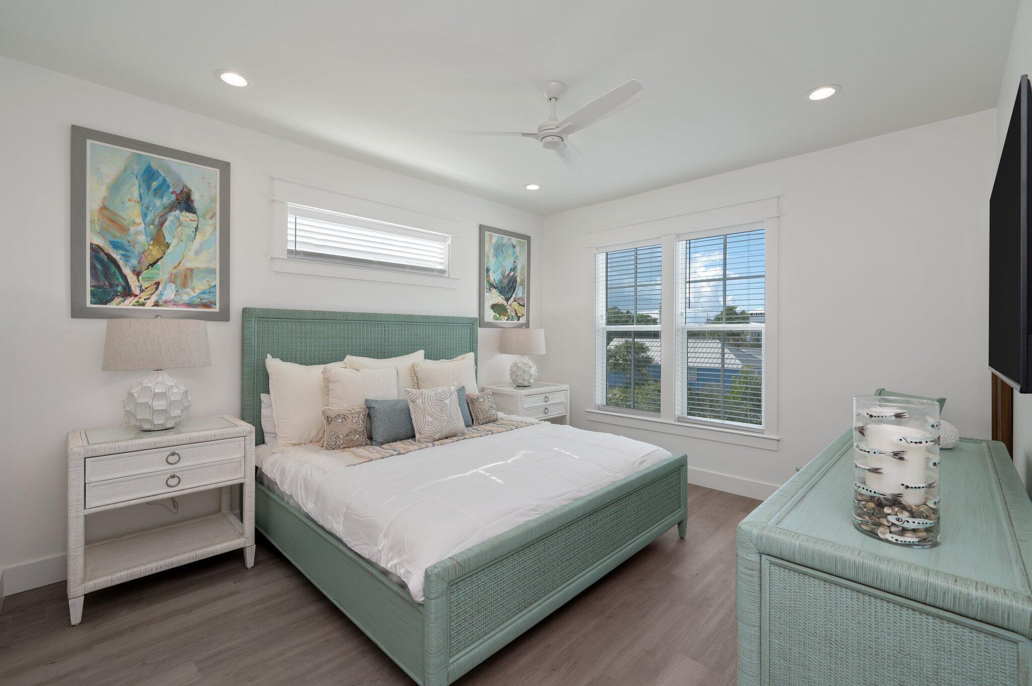 EASTERN LAKE S/D - Residential