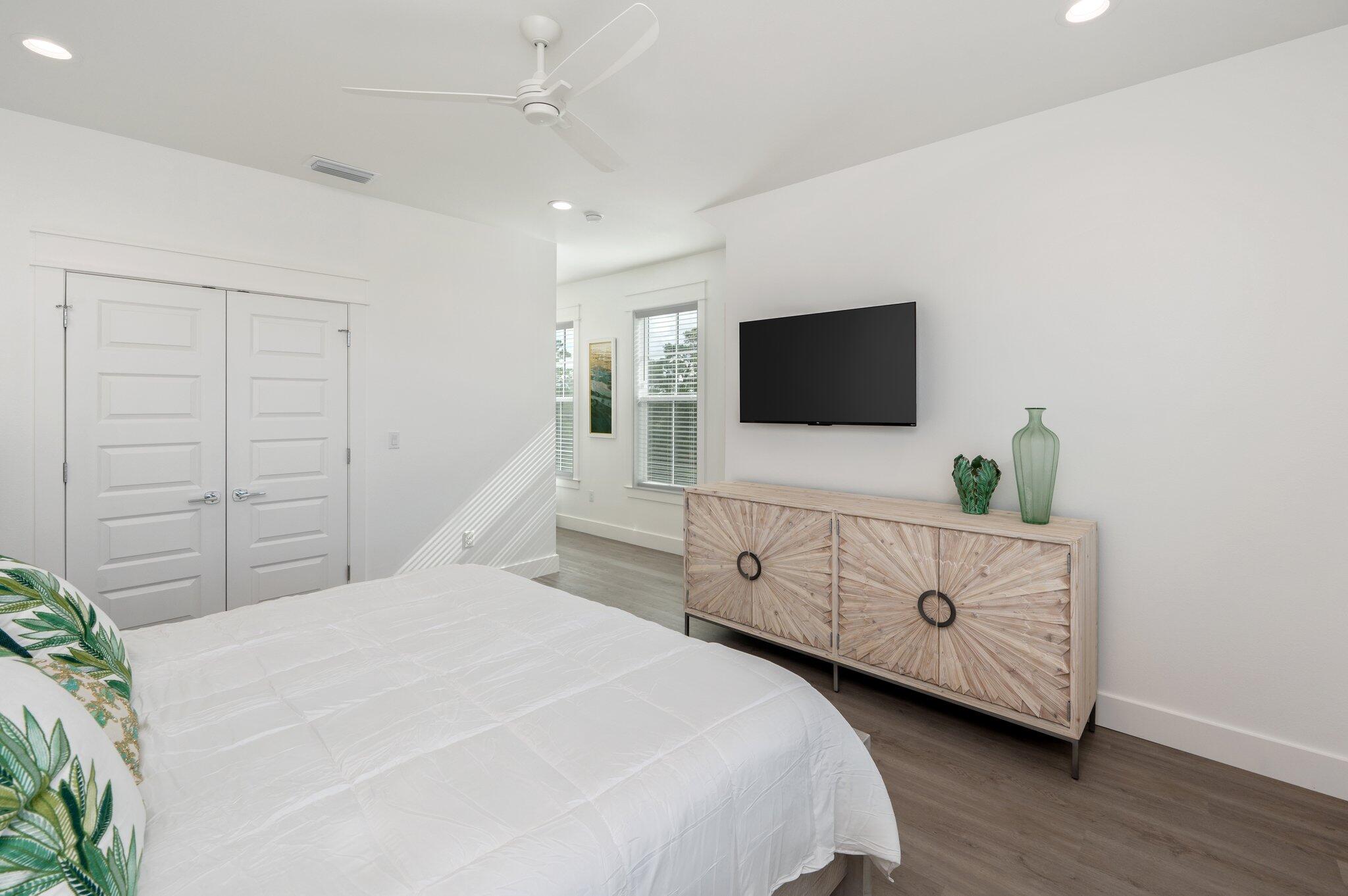 EASTERN LAKE S/D - Residential