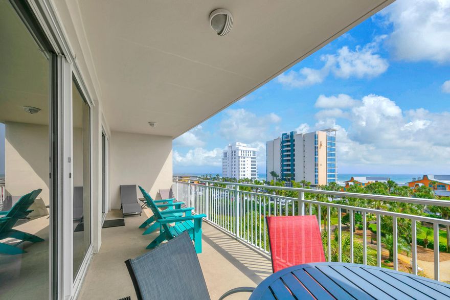 GULF-FRONT GEM with Deeded Parking Spot & private storage locker. Experience coastal luxury in this beautifully updated 2-bedroom, 2-bath condo with 1,374 square feet of thoughtfully designed space at Sterling Shores is one of Destin's most desirable gated resort communities. Ideally located on the 4th floor, Unit 409 offers stunning Gulf views, stylish coastal décor, and excellent rental potential, making it a perfect personal beach retreat or high-performing investment property. This spacious, fully furnished condo features granite countertops, stainless steel appliances, tile flooring throughout, and a private balcony where you can relax and take in panoramic views of the Gulf Coast.
Sterling Shores is a gated, resort-style community offering top-tier amenities including private beach a Gulf-front pool, a large lagoon-style pool with a seasonal snack bar, a fitness center, BBQ area, and beautifully landscaped grounds. Enjoy the convenience of being just steps from The Back Porch and within walking distance to shopping, dining, and entertainment along Scenic 98.
Whether you're looking to relax, invest, or both, Unit 409 at Sterling Shores delivers on all fronts. Schedule your private showing today and experience the best of Destin beachfront living!