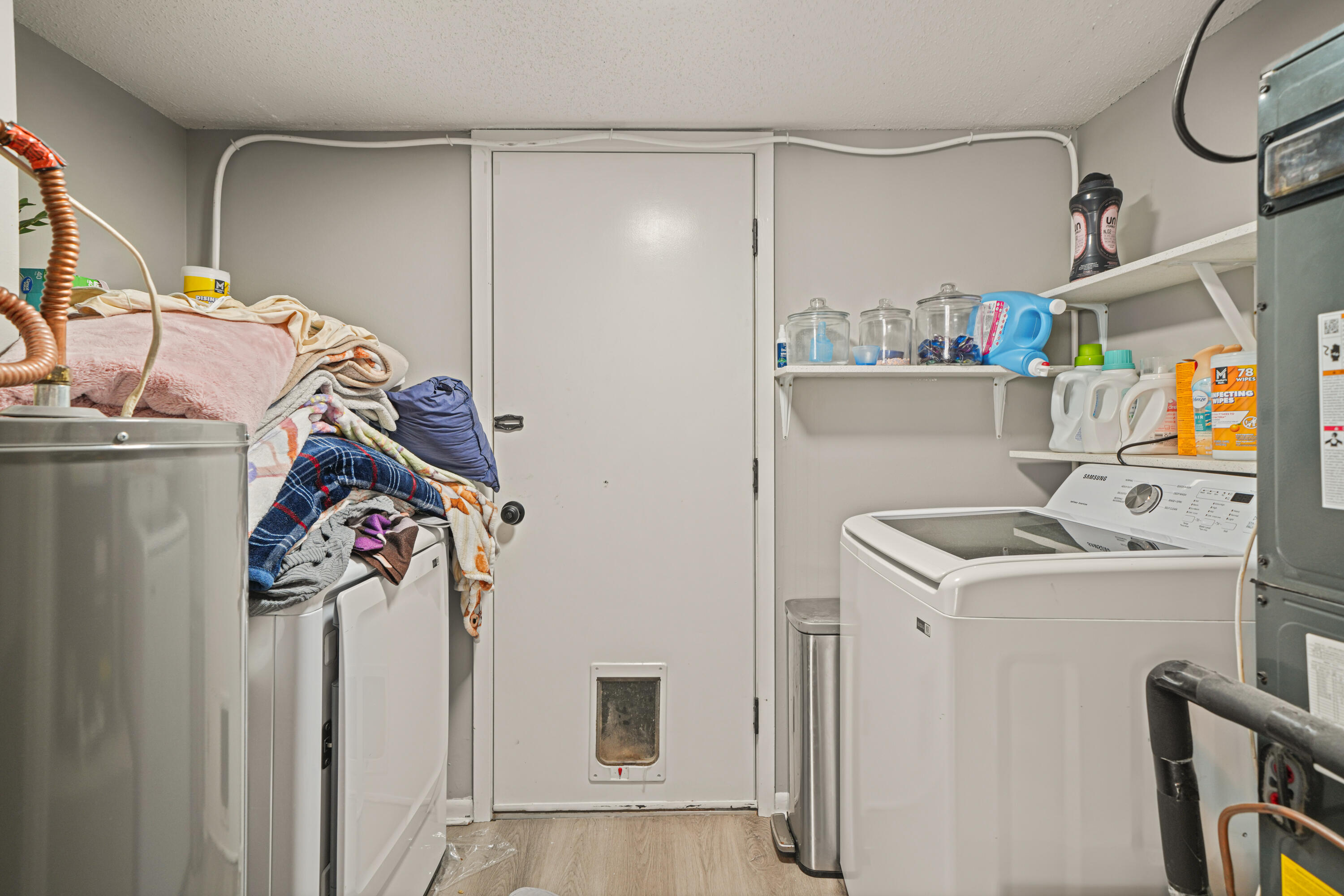 CANTERBURY WOODS - Residential