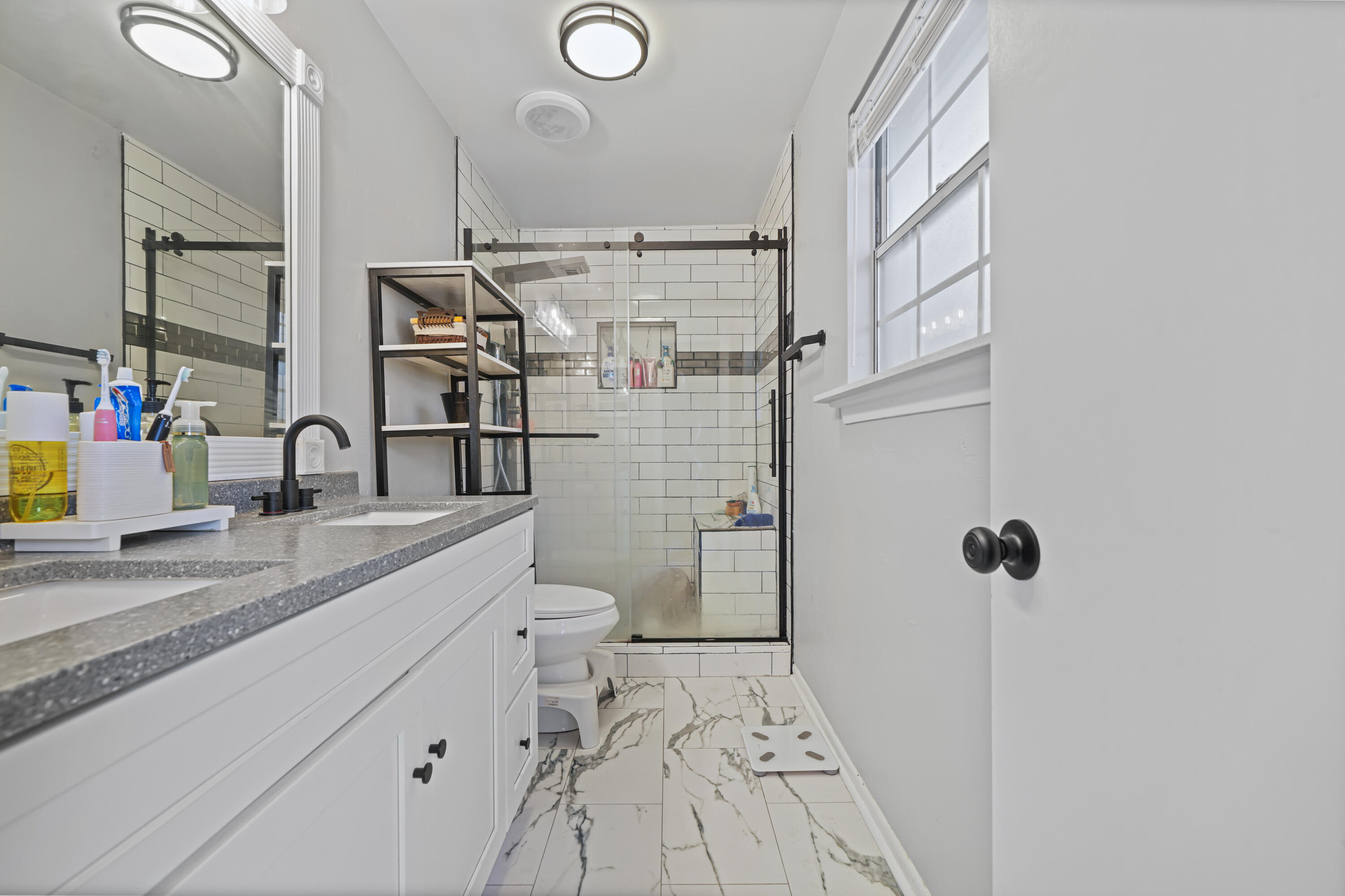 CANTERBURY WOODS - Residential